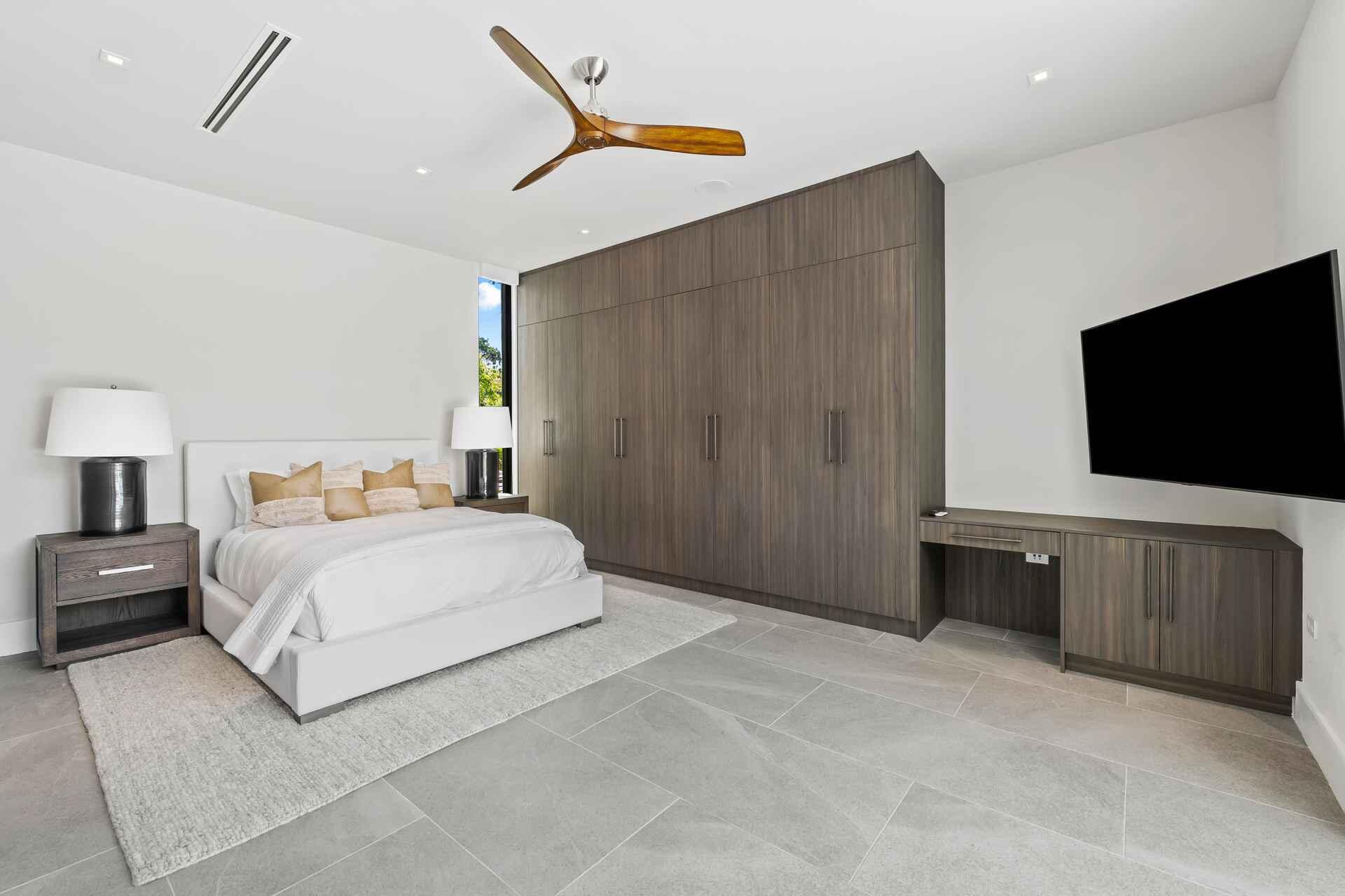 LA GORCE GOLF SUB - Residential