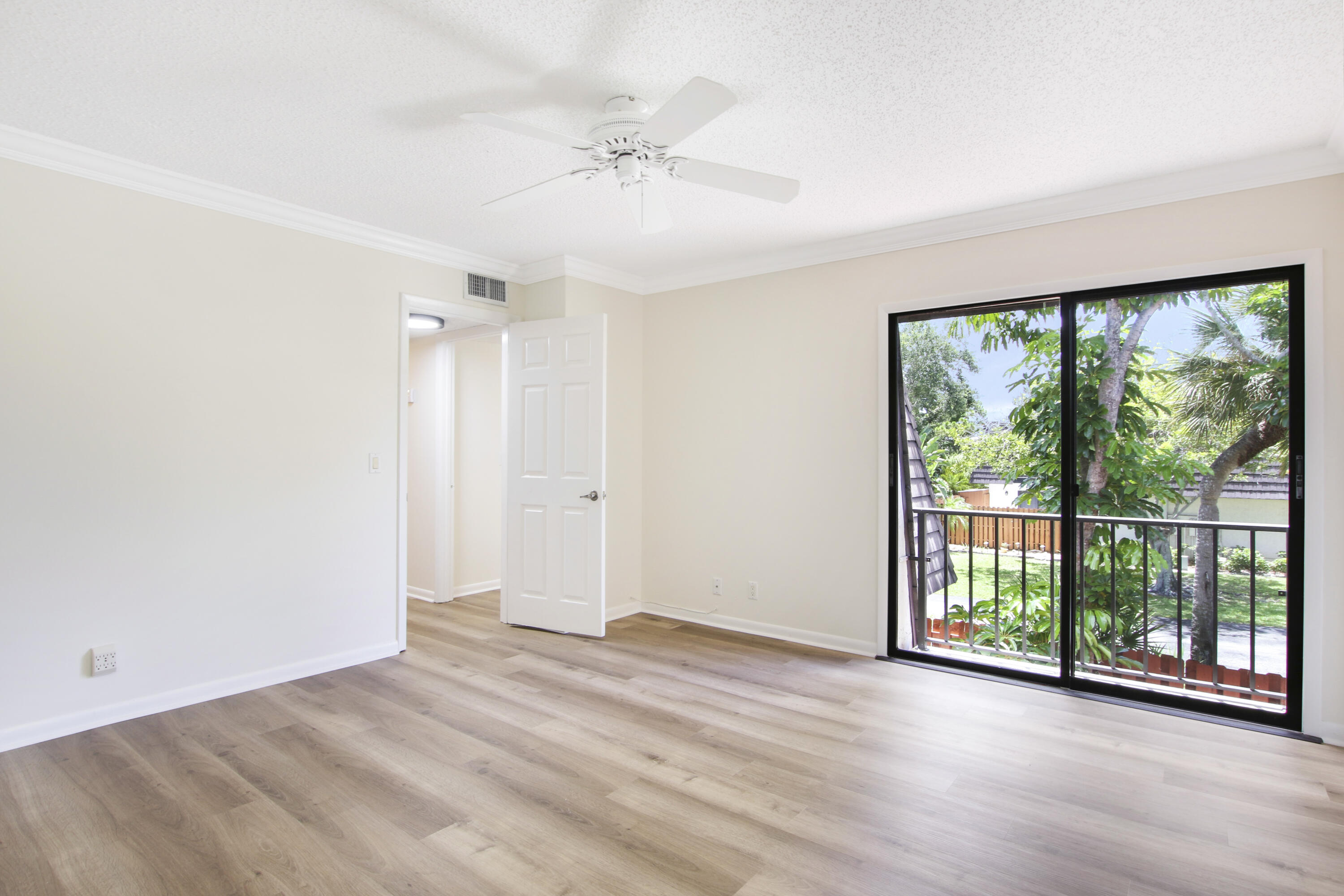 JUPITER LAKES TOWNHOMES - Residential