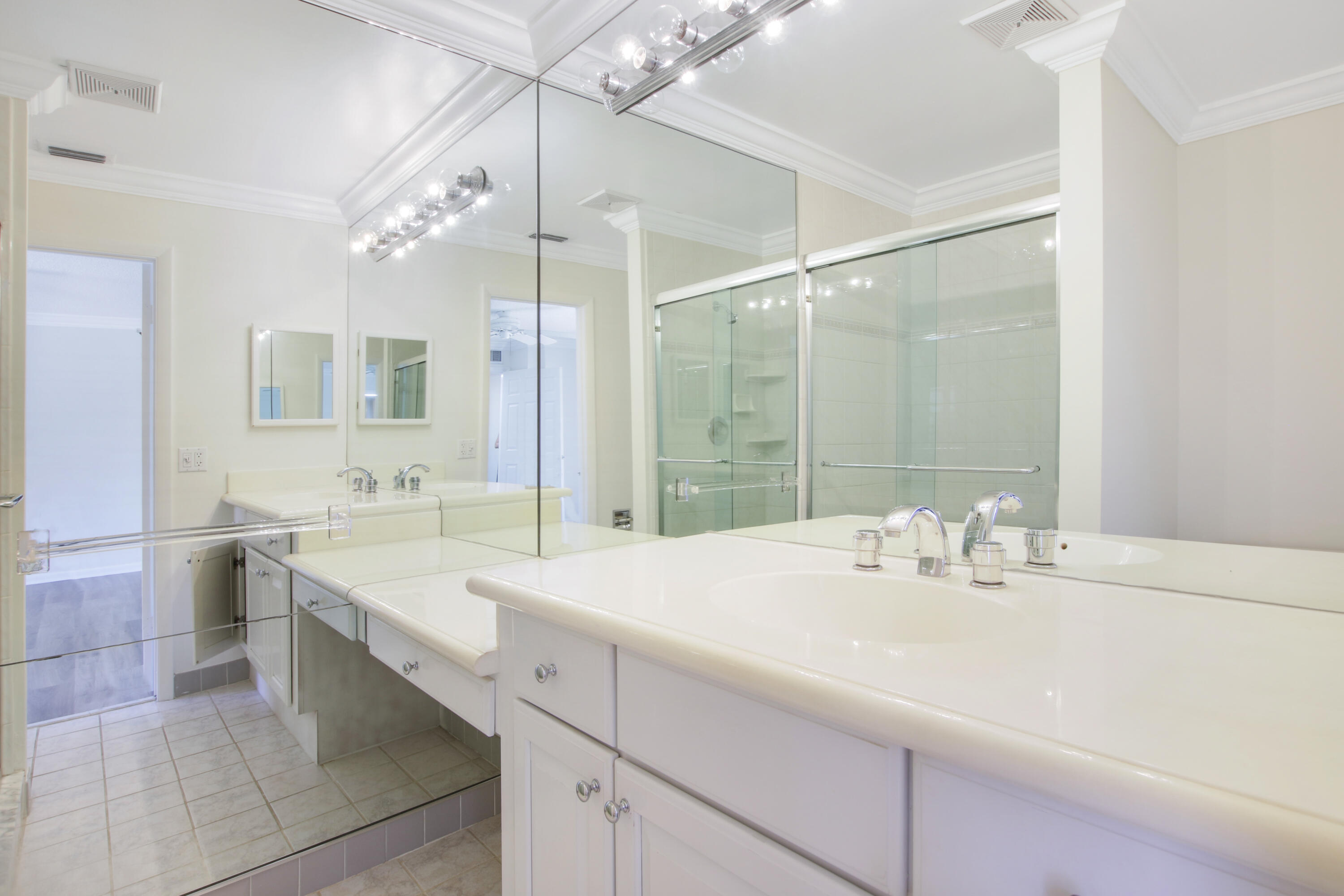 JUPITER LAKES TOWNHOMES - Residential