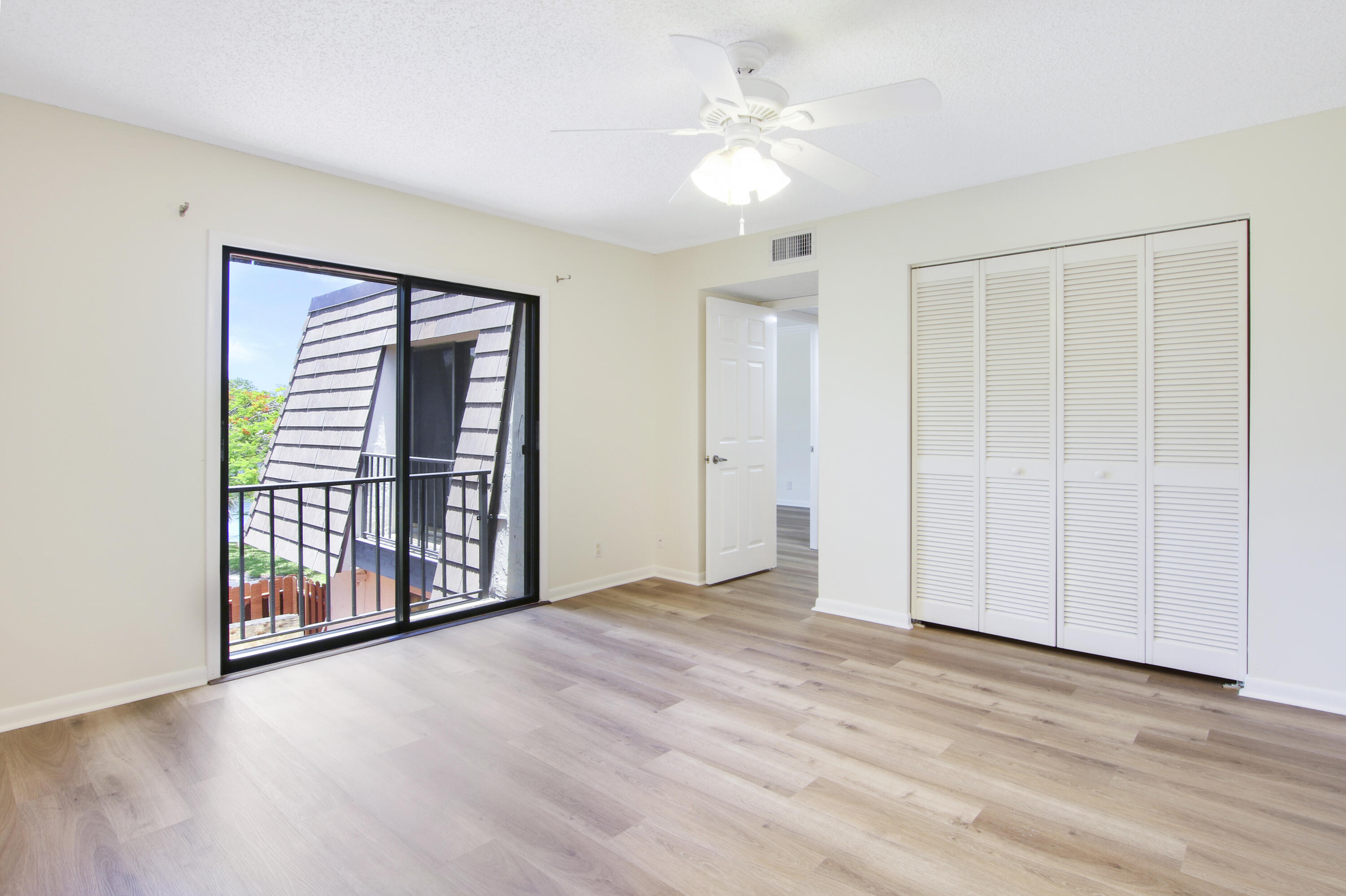 JUPITER LAKES TOWNHOMES - Residential