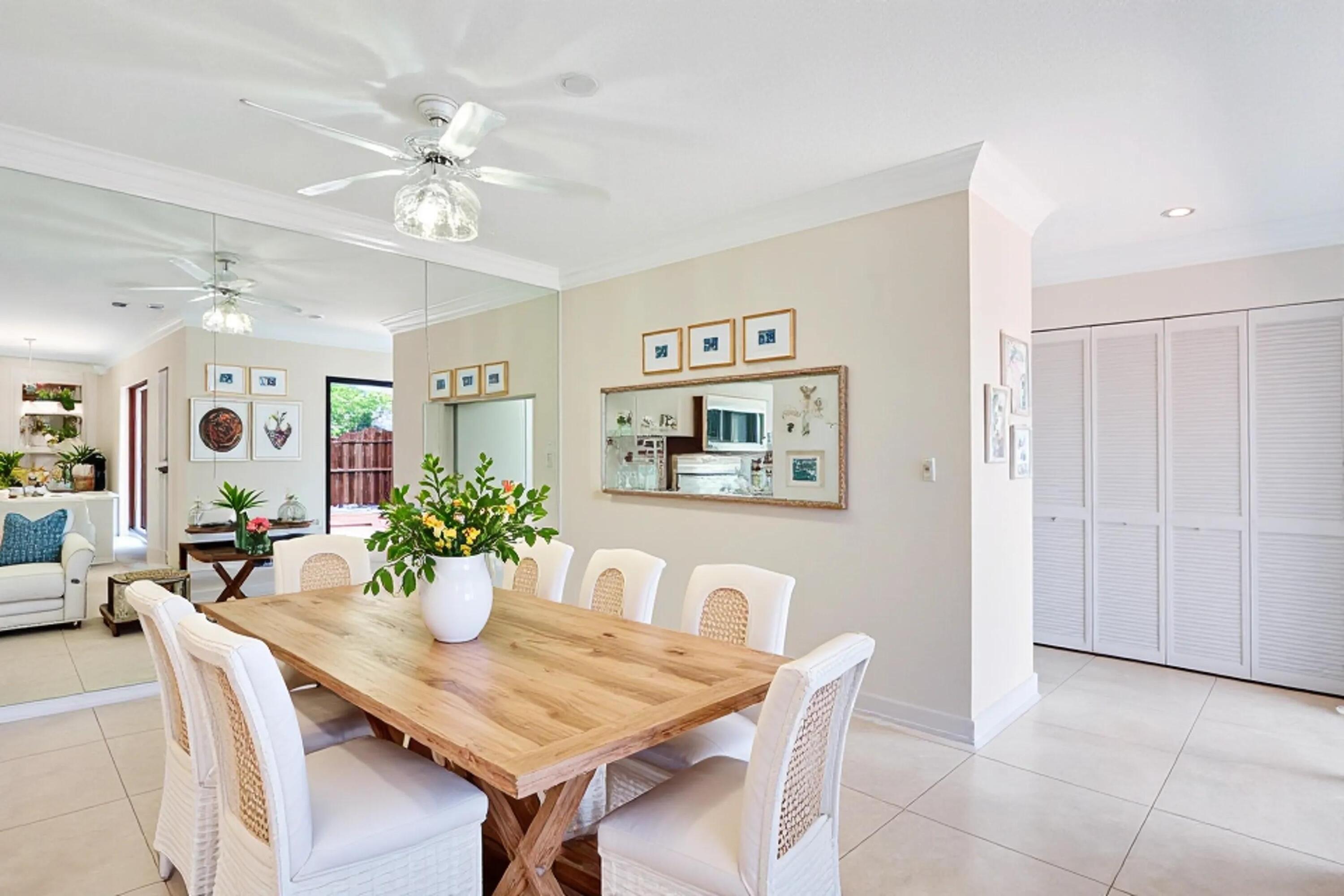 JUPITER LAKES TOWNHOMES - Residential