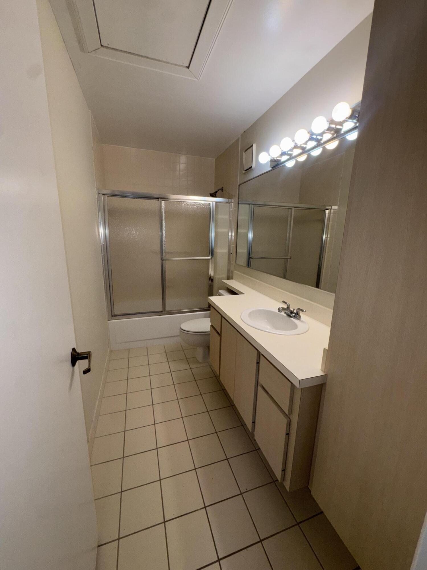 WELLESLEY AT LAKE CLARKE SHORES - Residential