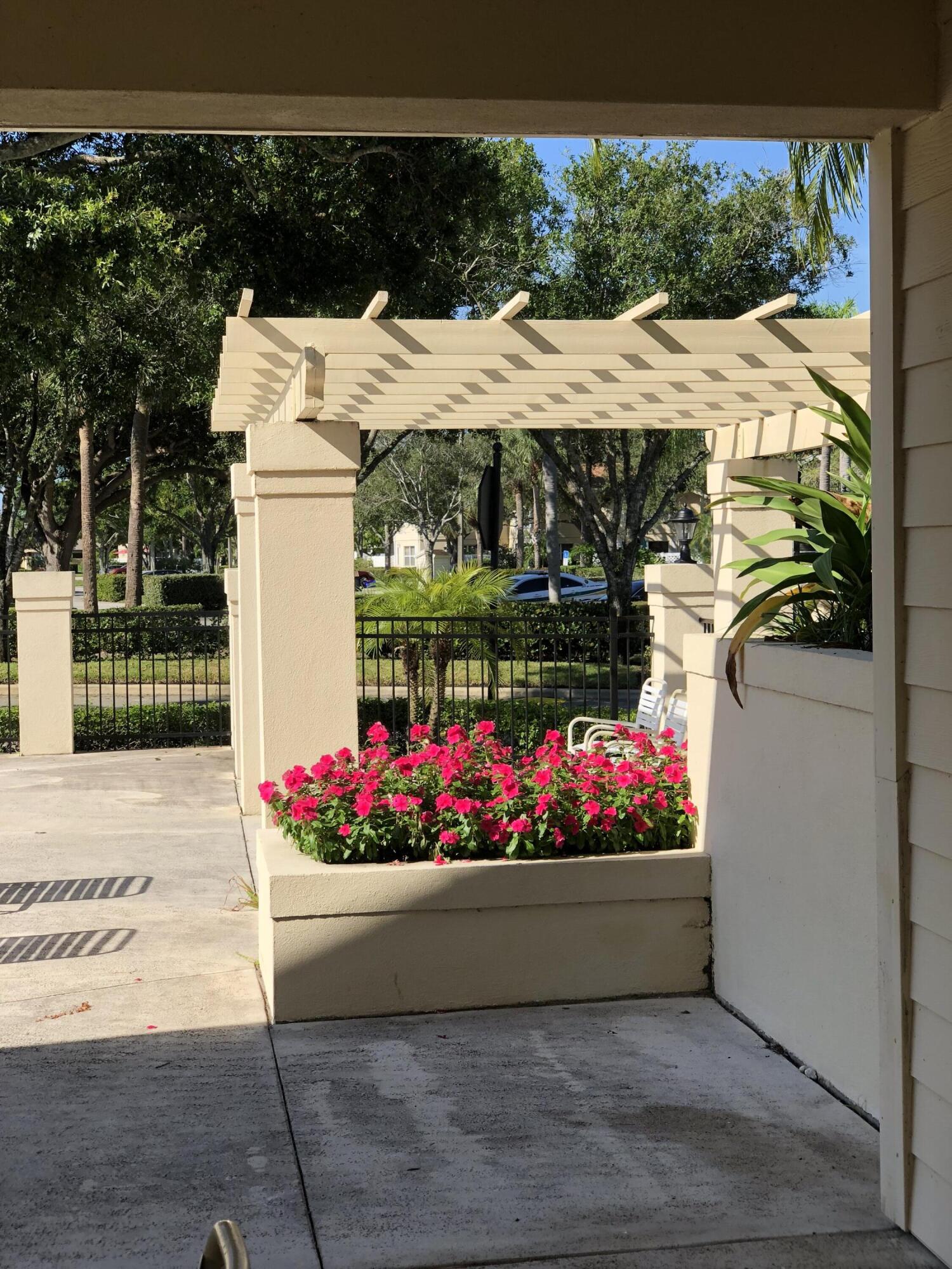 WELLESLEY AT LAKE CLARKE SHORES - Residential