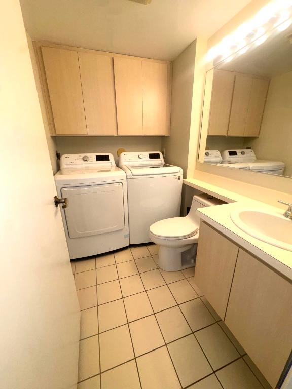 WELLESLEY AT LAKE CLARKE SHORES - Residential