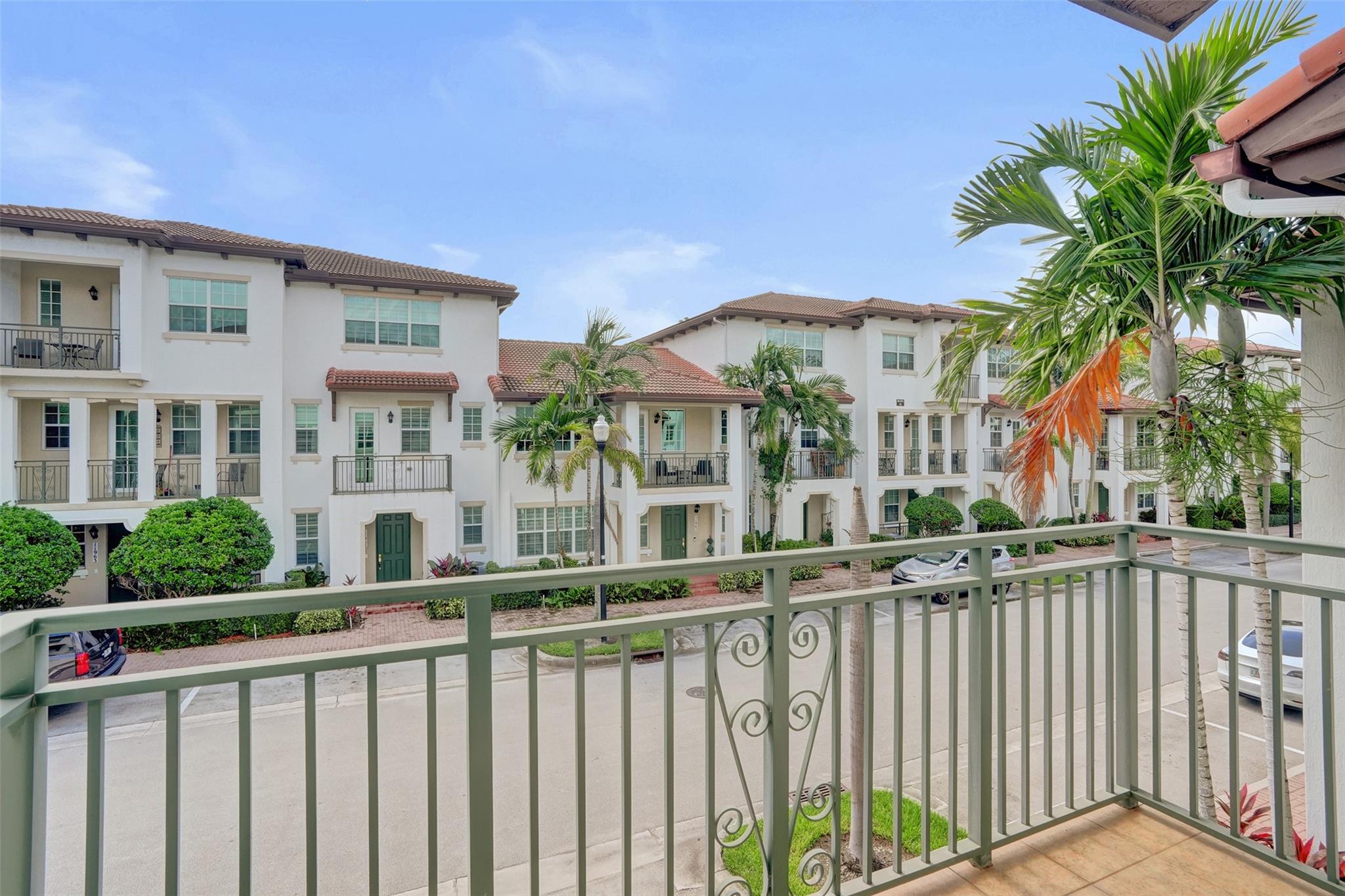 MONTCLAIR - Residential