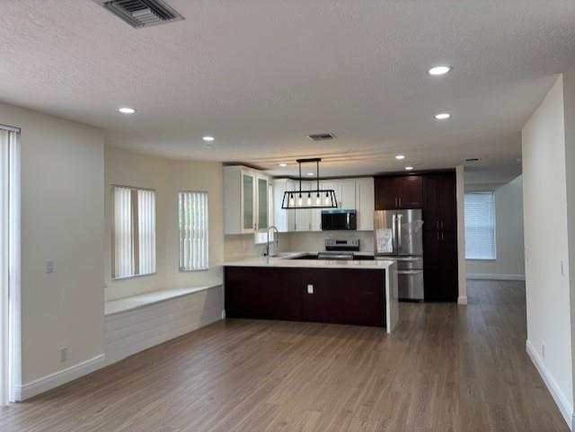 ADDISON COURT - Residential Lease