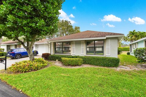 9815 Pecan Tree Drive B Boynton Beach FL 33436