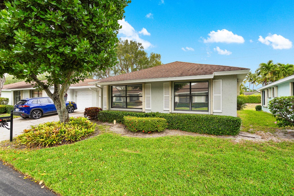 Photo of 9815 Pecan Tree Drive #B, Boynton Beach, FL 33436 (MLS # R11087662)