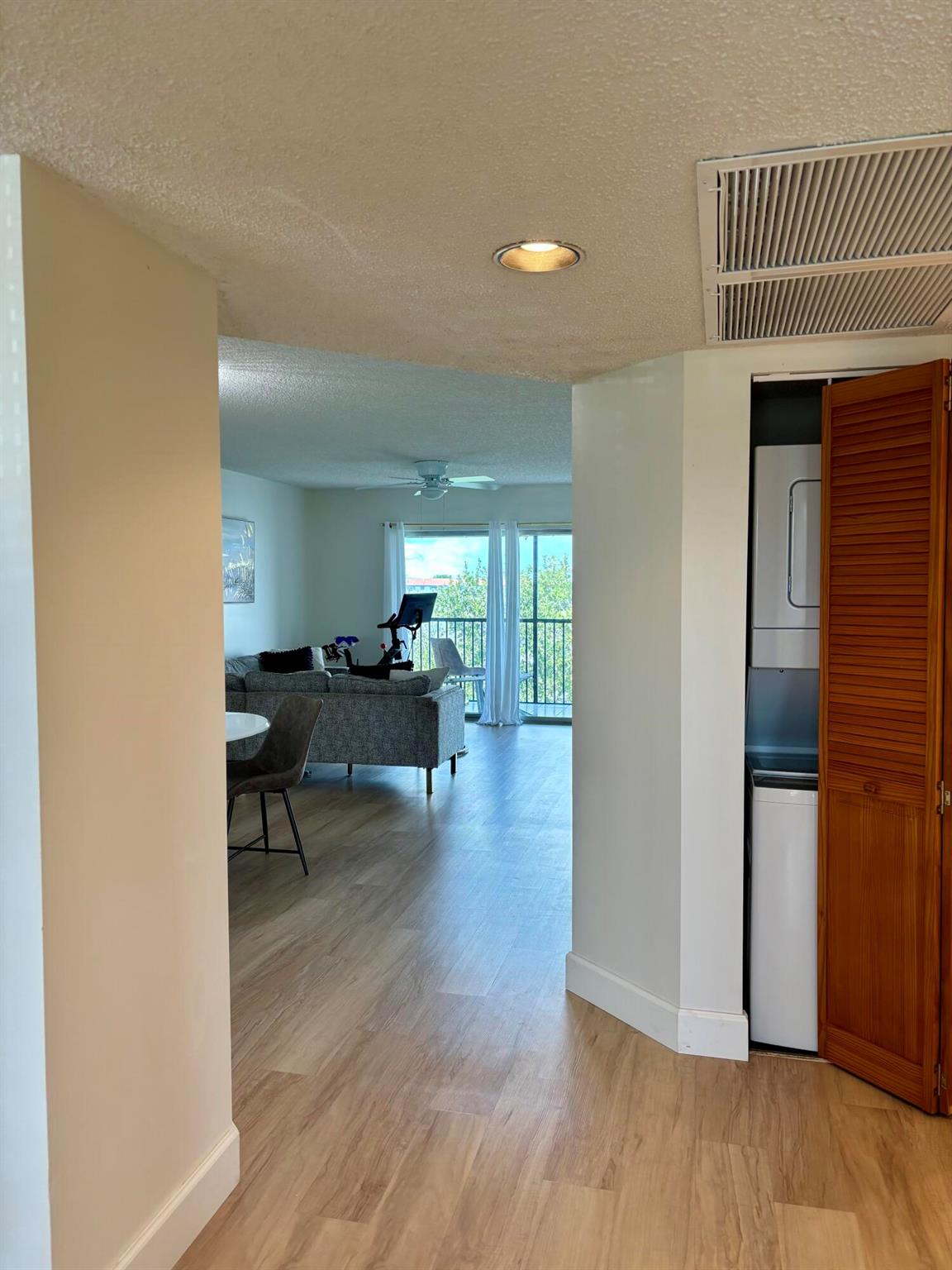 IVANHOE EAST AT CENTURY V - Residential
