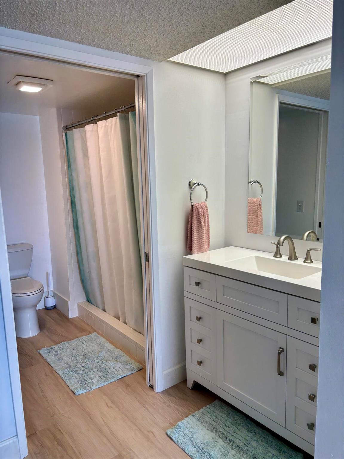 IVANHOE EAST AT CENTURY V - Residential