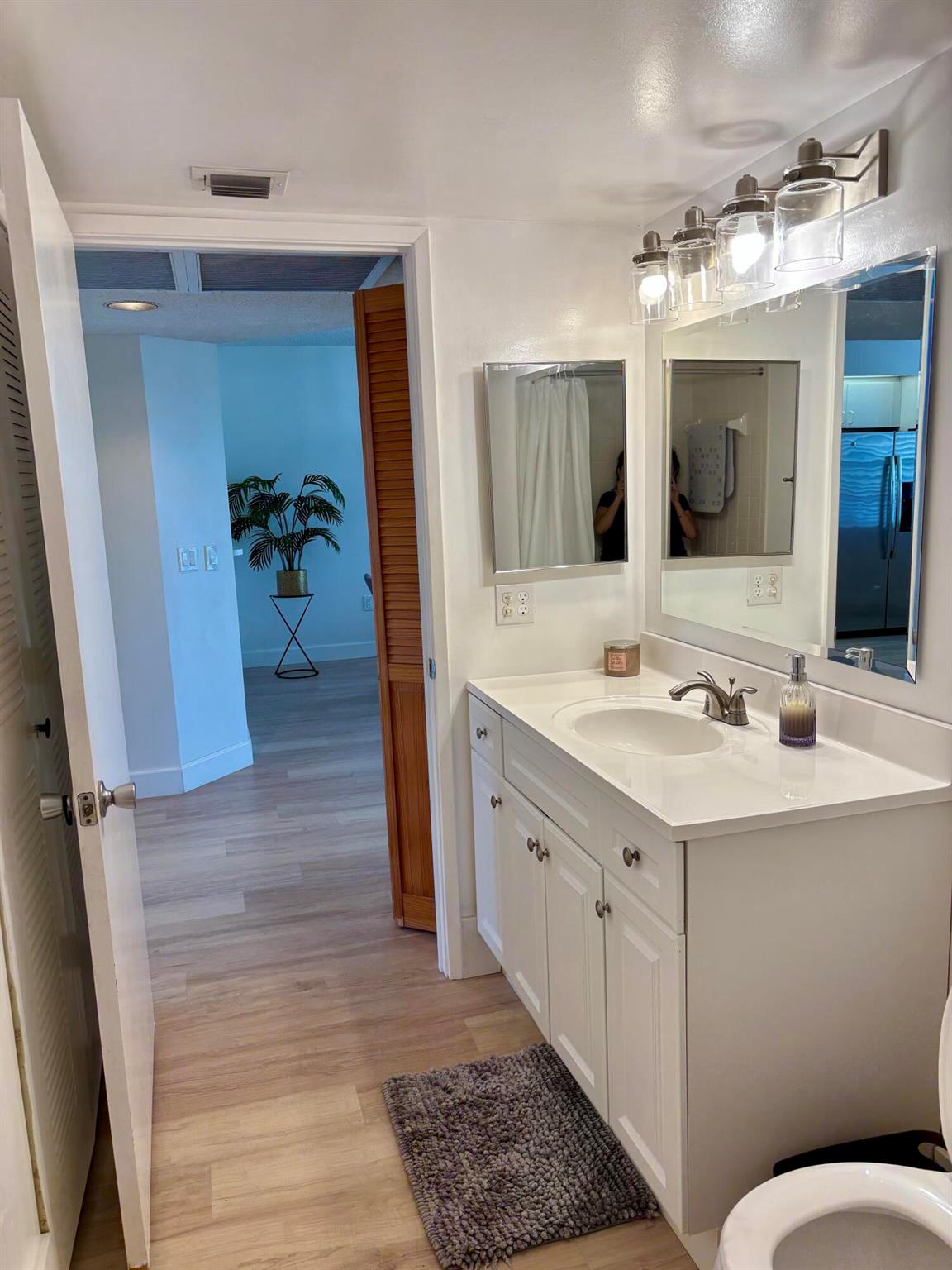 IVANHOE EAST AT CENTURY V - Residential