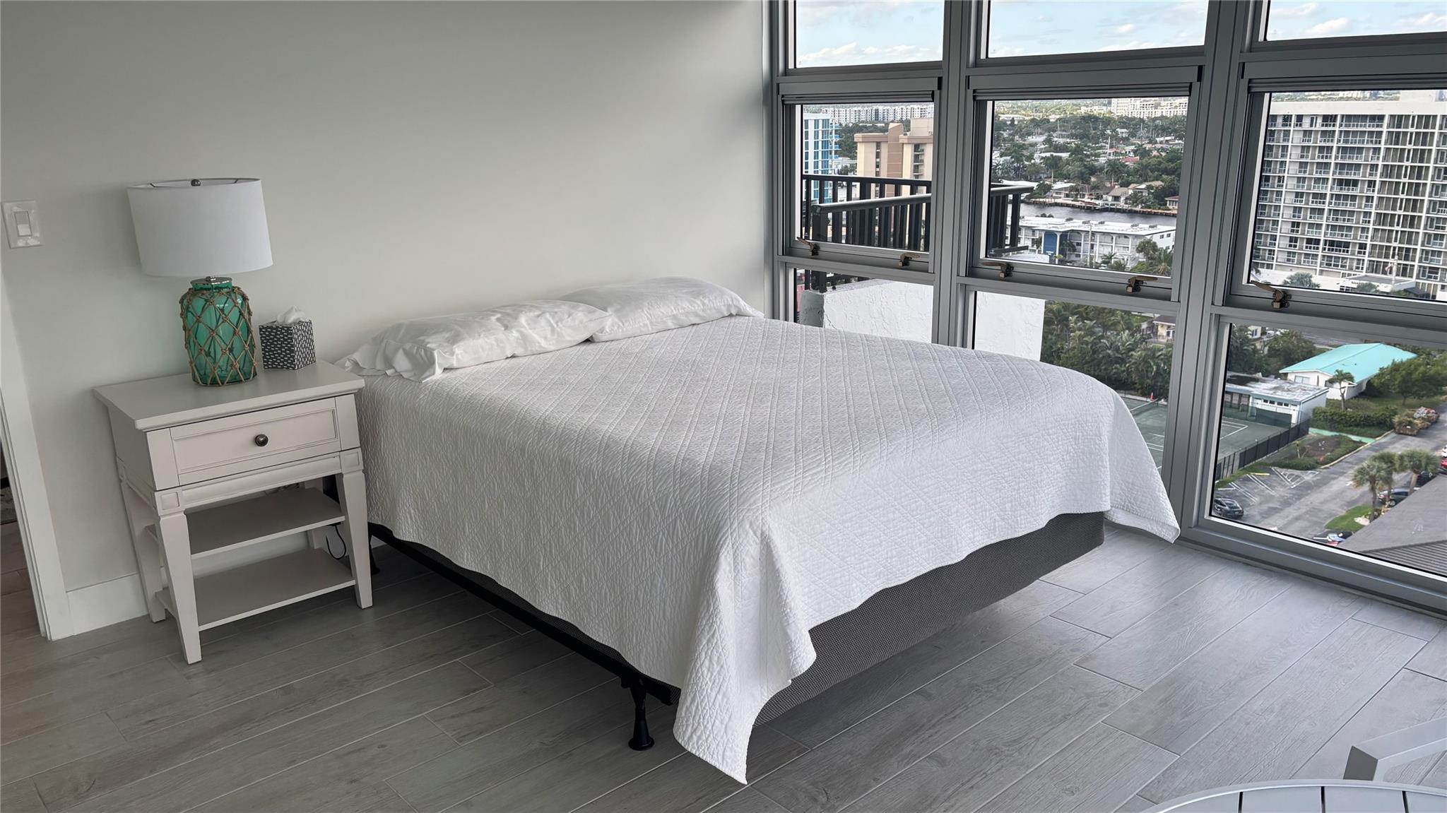 SILVER THATCH ATLANTIC PL - Residential Lease