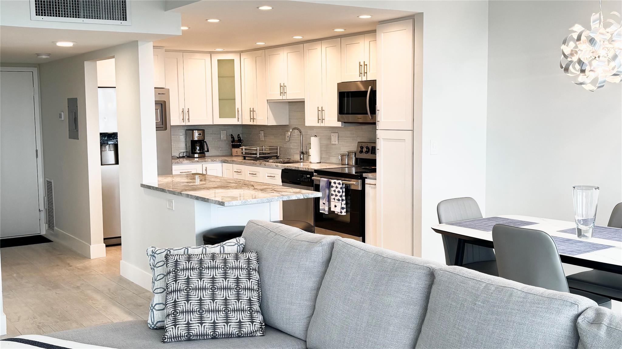 531 N Ocean Blvd 1601