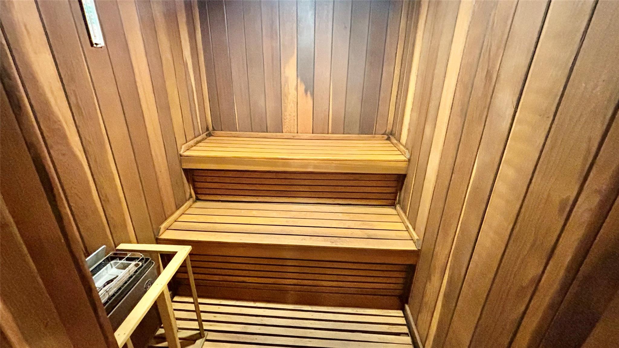 SILVER THATCH ATLANTIC PL - Residential Lease