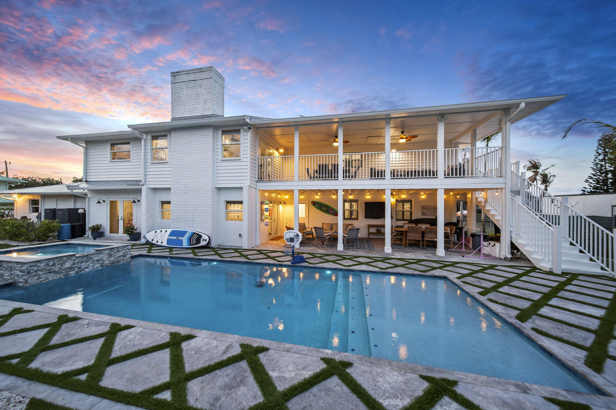 473 Peninsula Drive