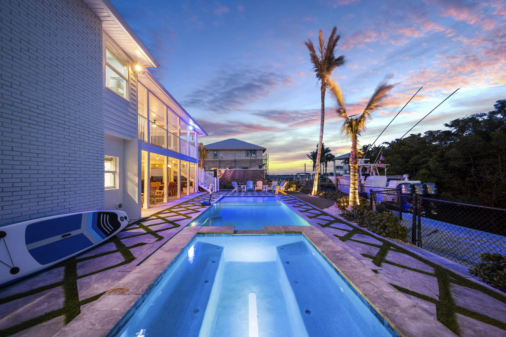 473 Peninsula Drive