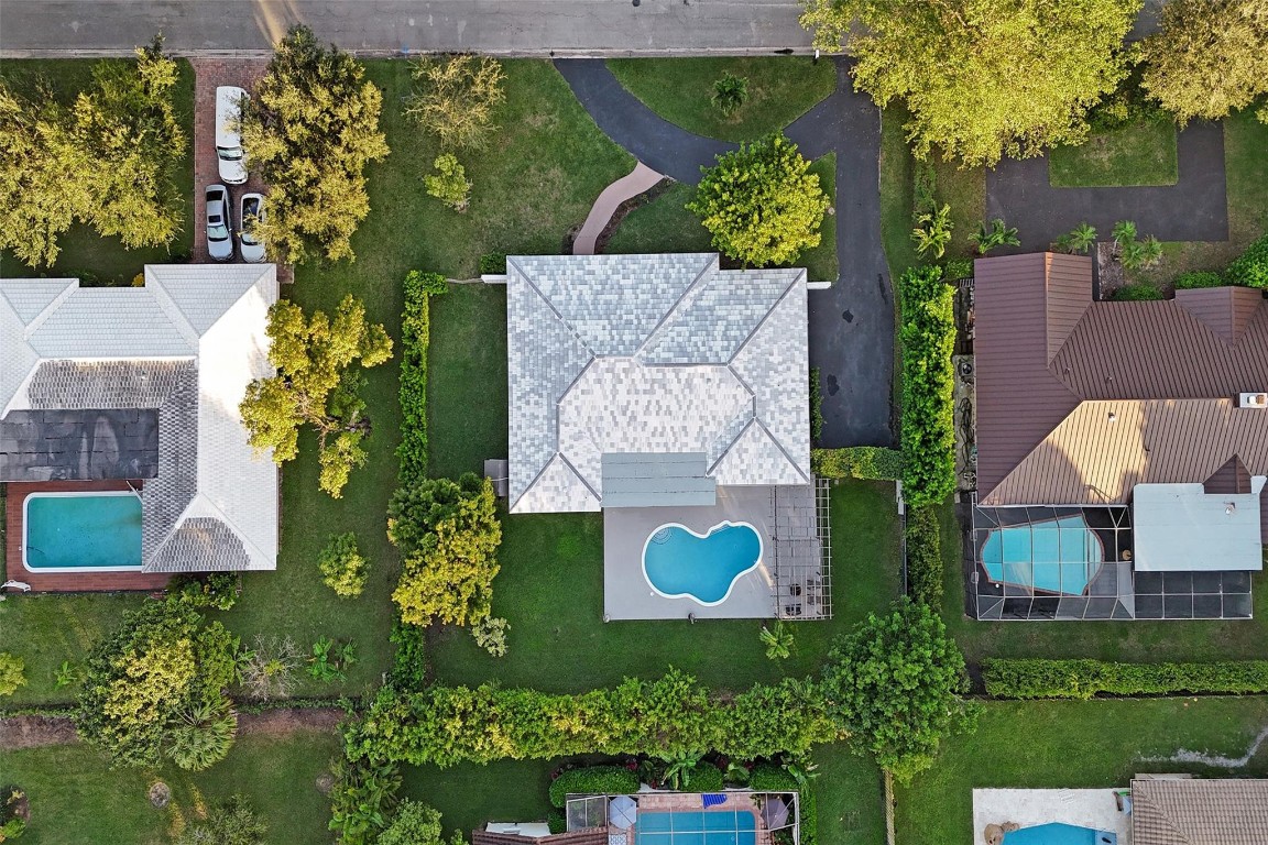 2400 NW 105th Terrace