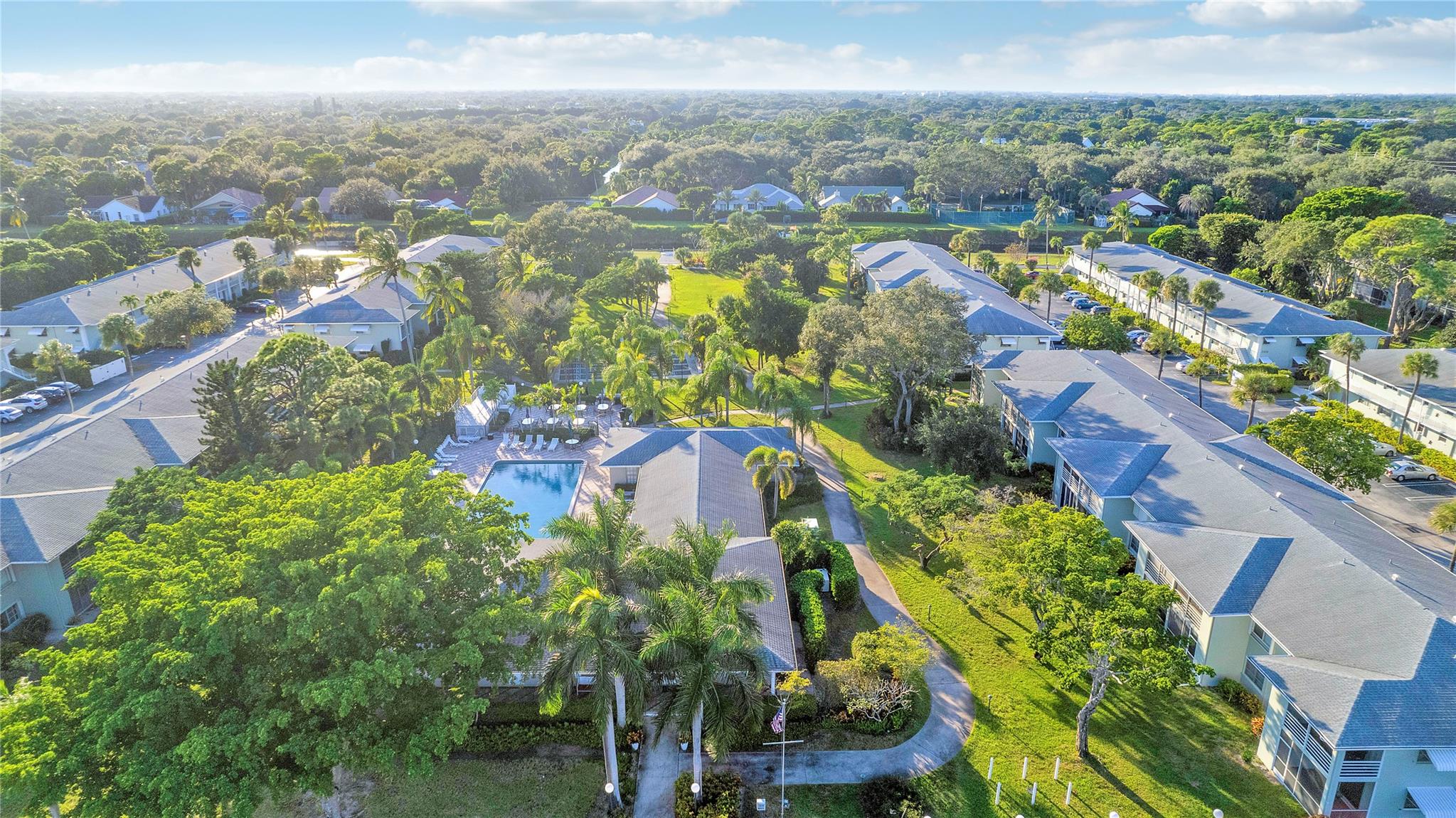 SABAL PINE COND PART ONE, - Residential