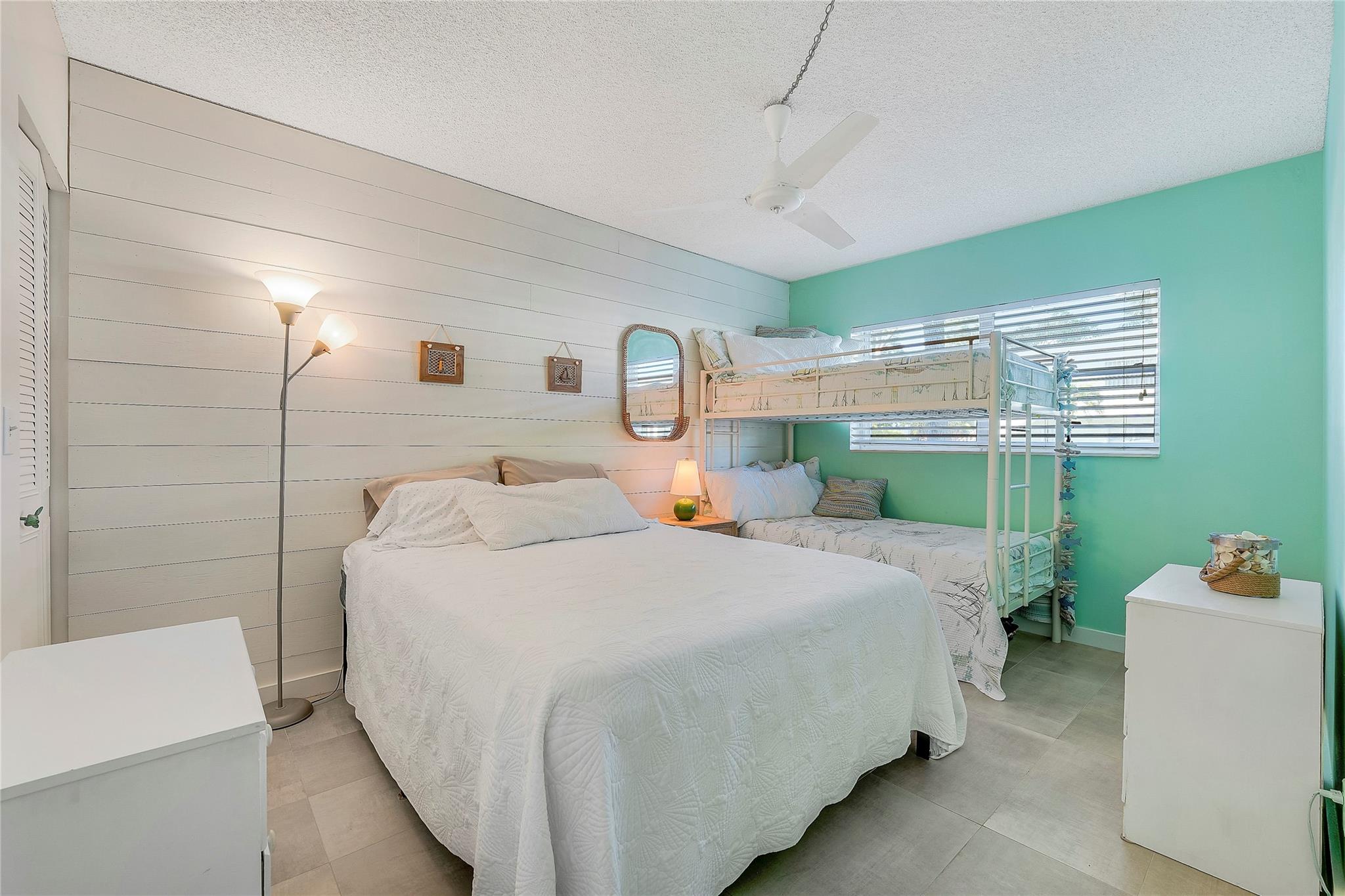 SABAL PINE COND PART ONE, - Residential