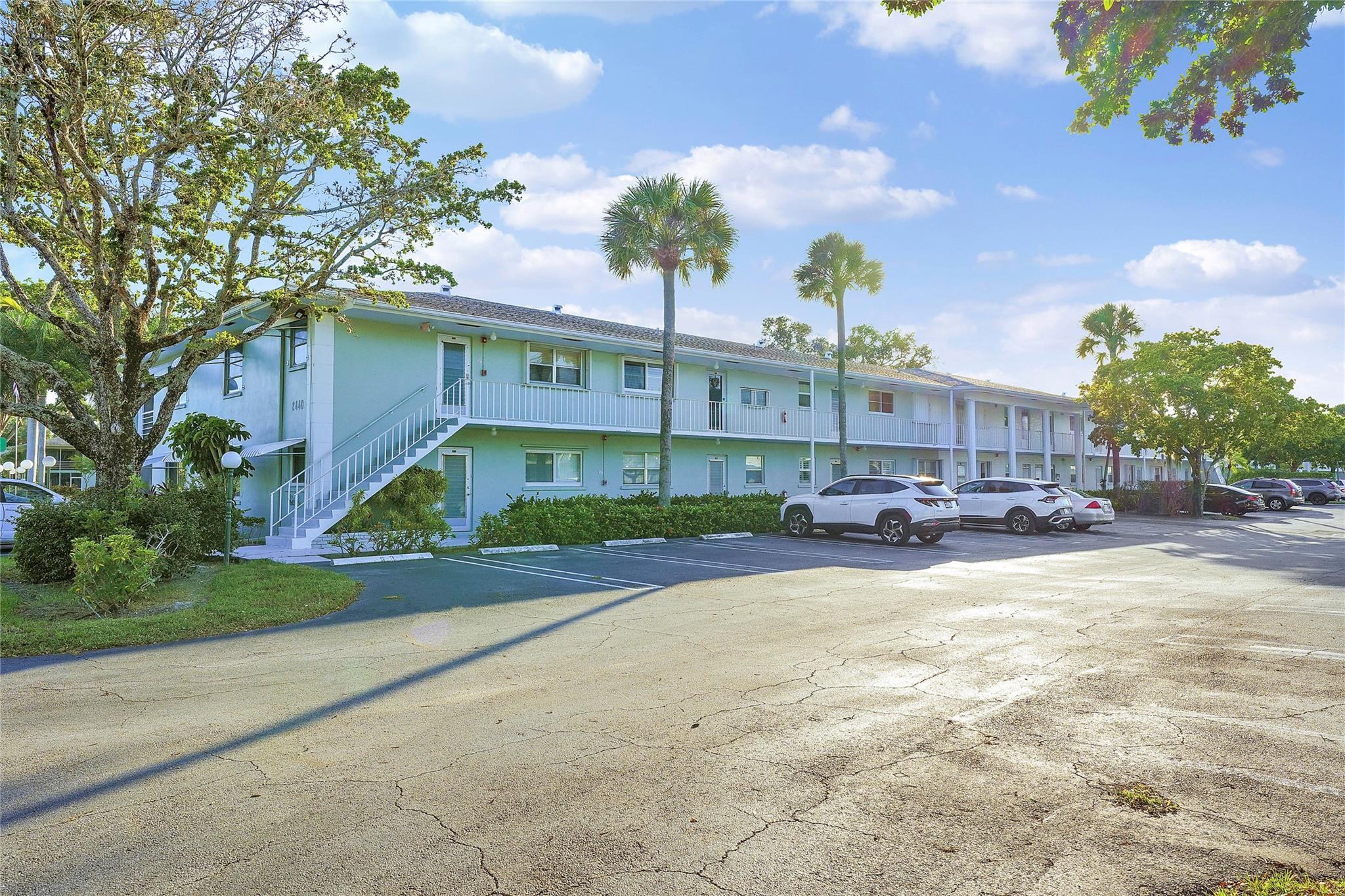 SABAL PINE COND PART ONE, - Residential