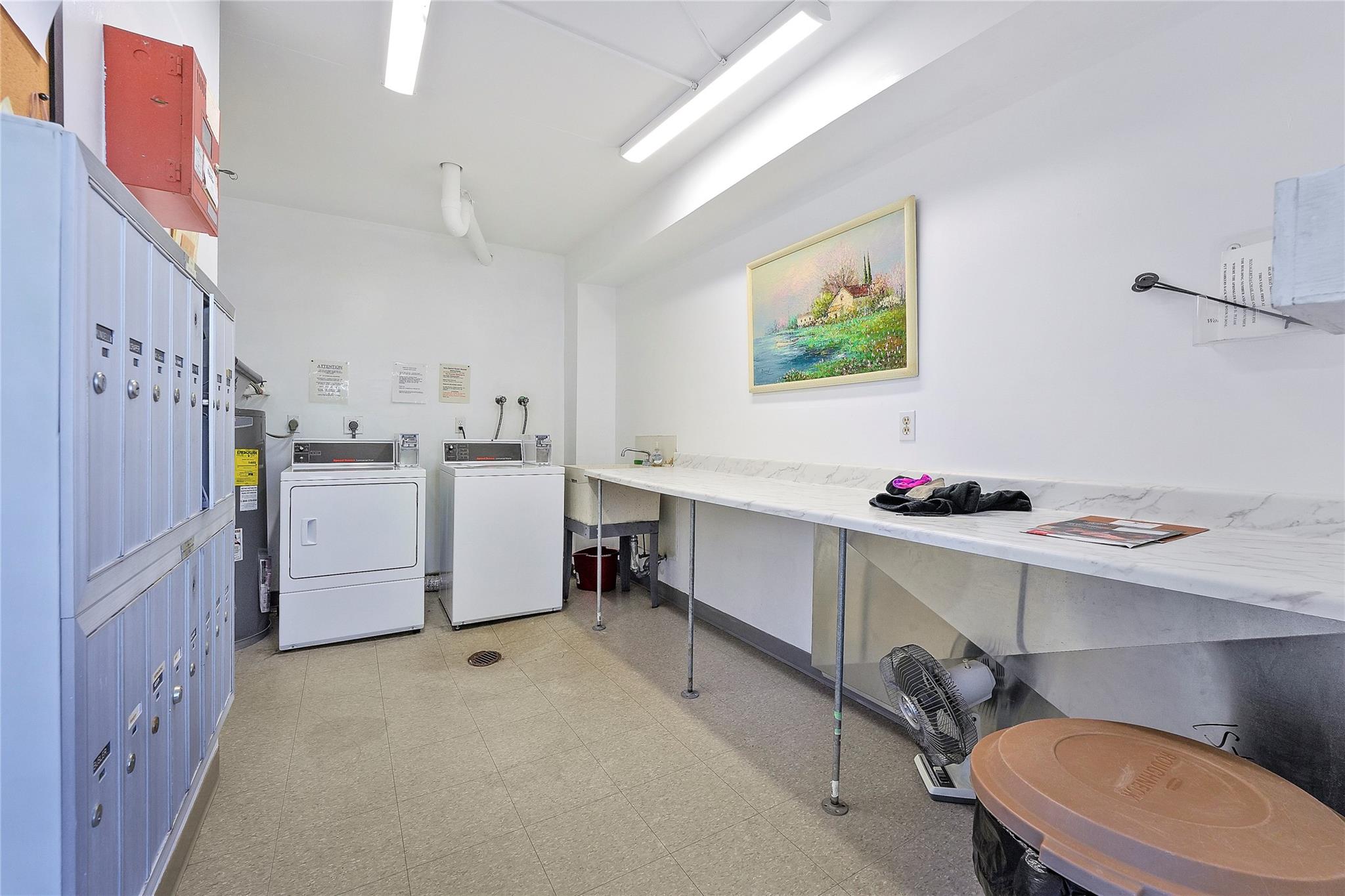 SABAL PINE COND PART ONE, - Residential