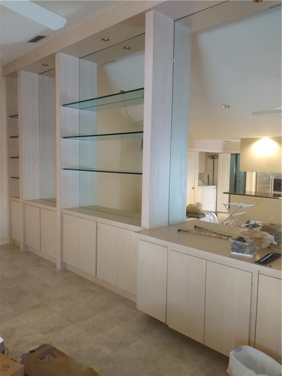 OAKS-SUNTERRACE 3 - Residential