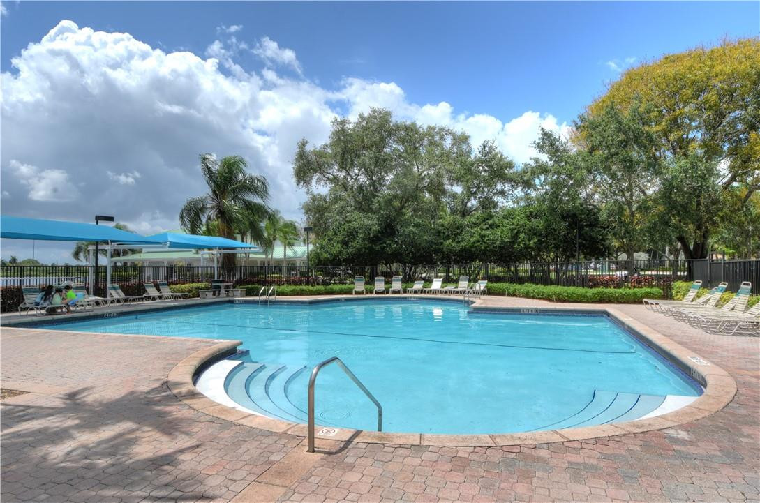 Silver Lakes At Pembroke - Residential