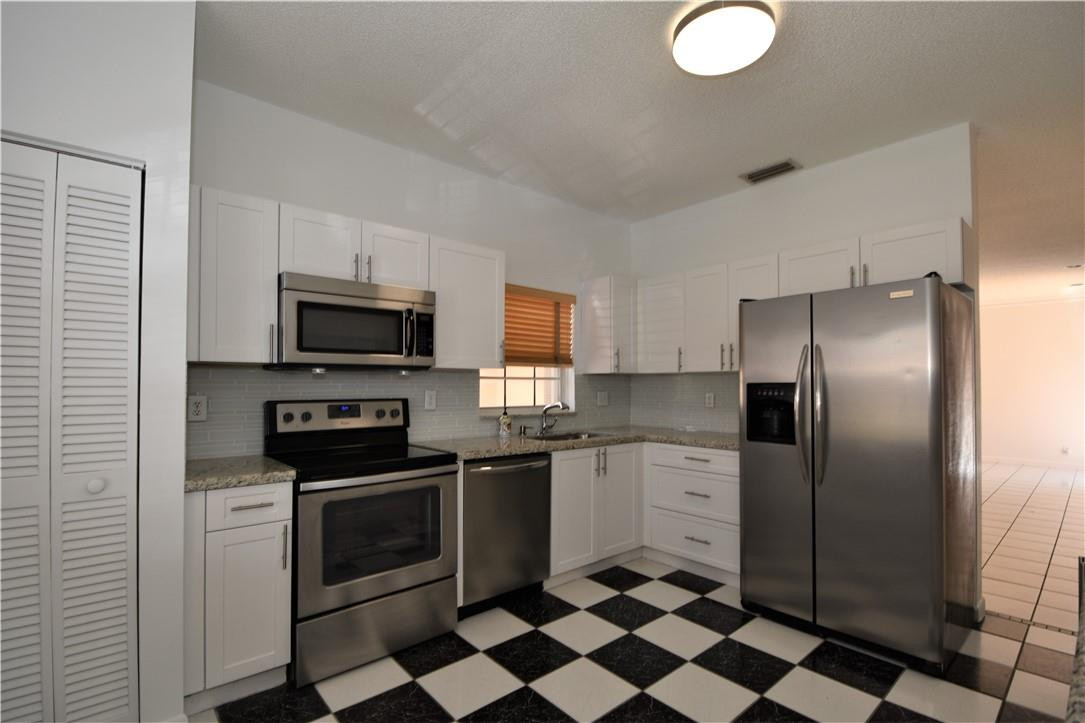 Silver Lakes At Pembroke - Residential