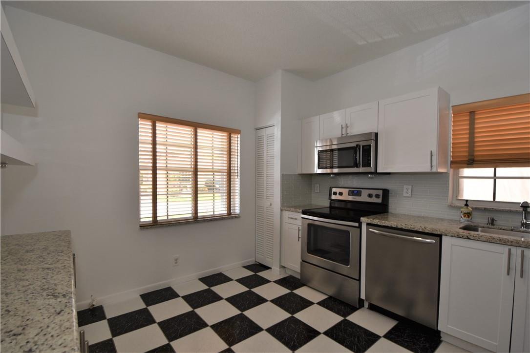 Silver Lakes At Pembroke - Residential