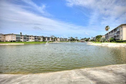 A home in Lake Worth