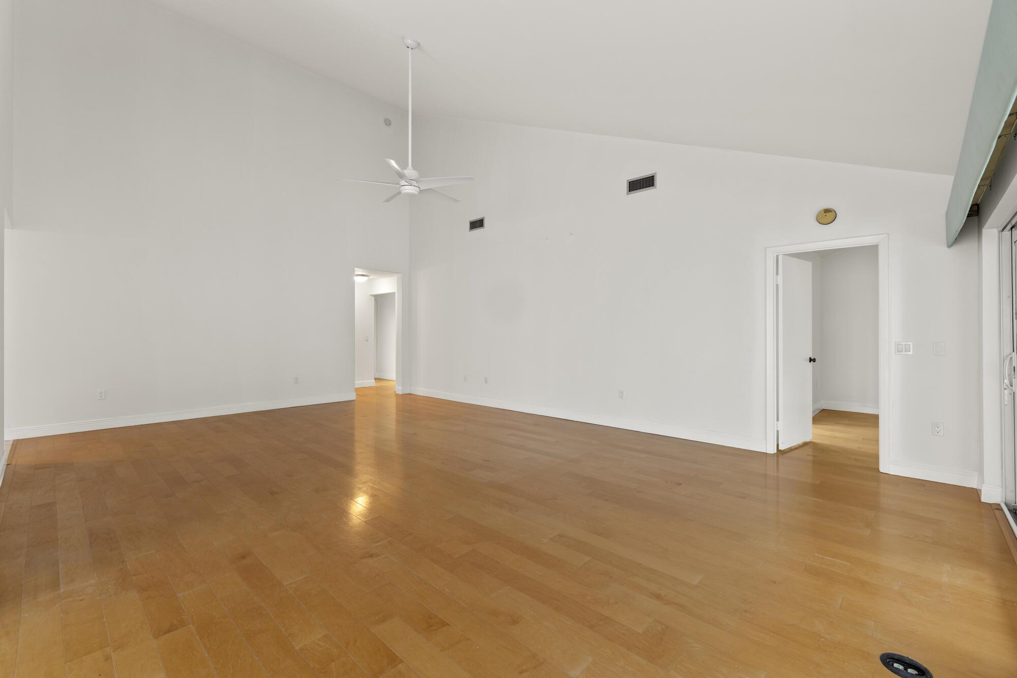 187 Harbourside Circle