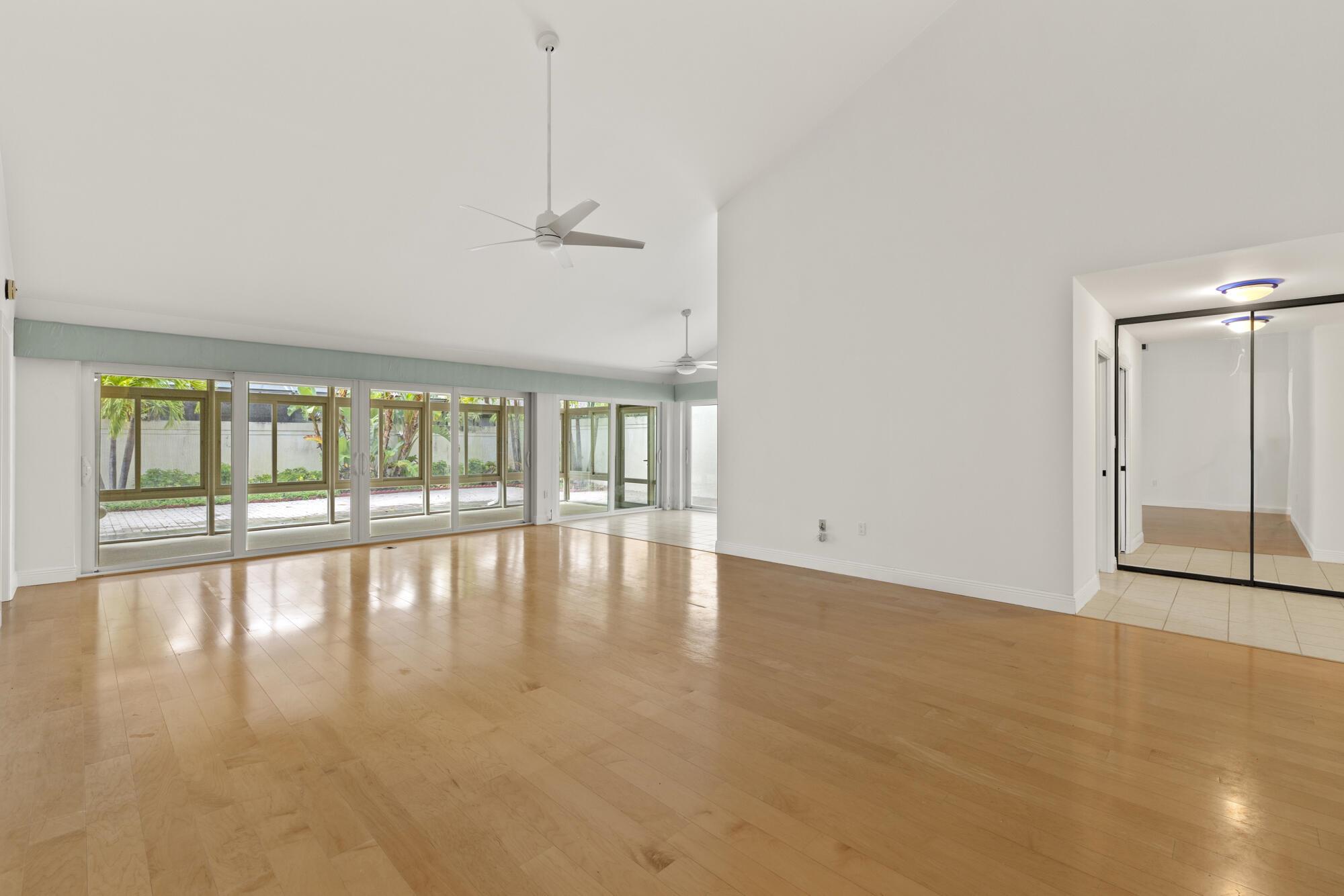 187 Harbourside Circle