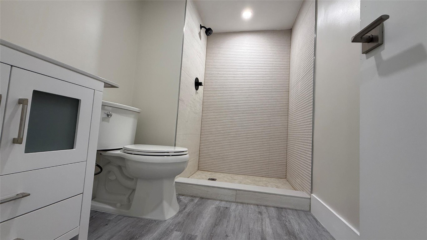 HOLLYBROOK - Residential