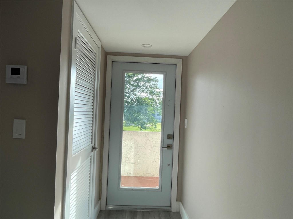 HOLLYBROOK - Residential