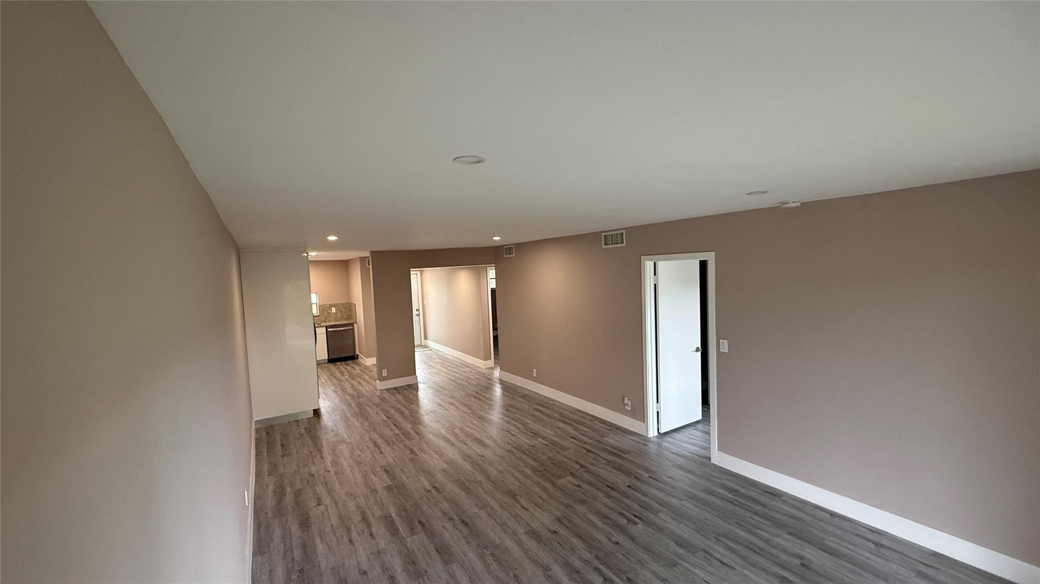 HOLLYBROOK - Residential