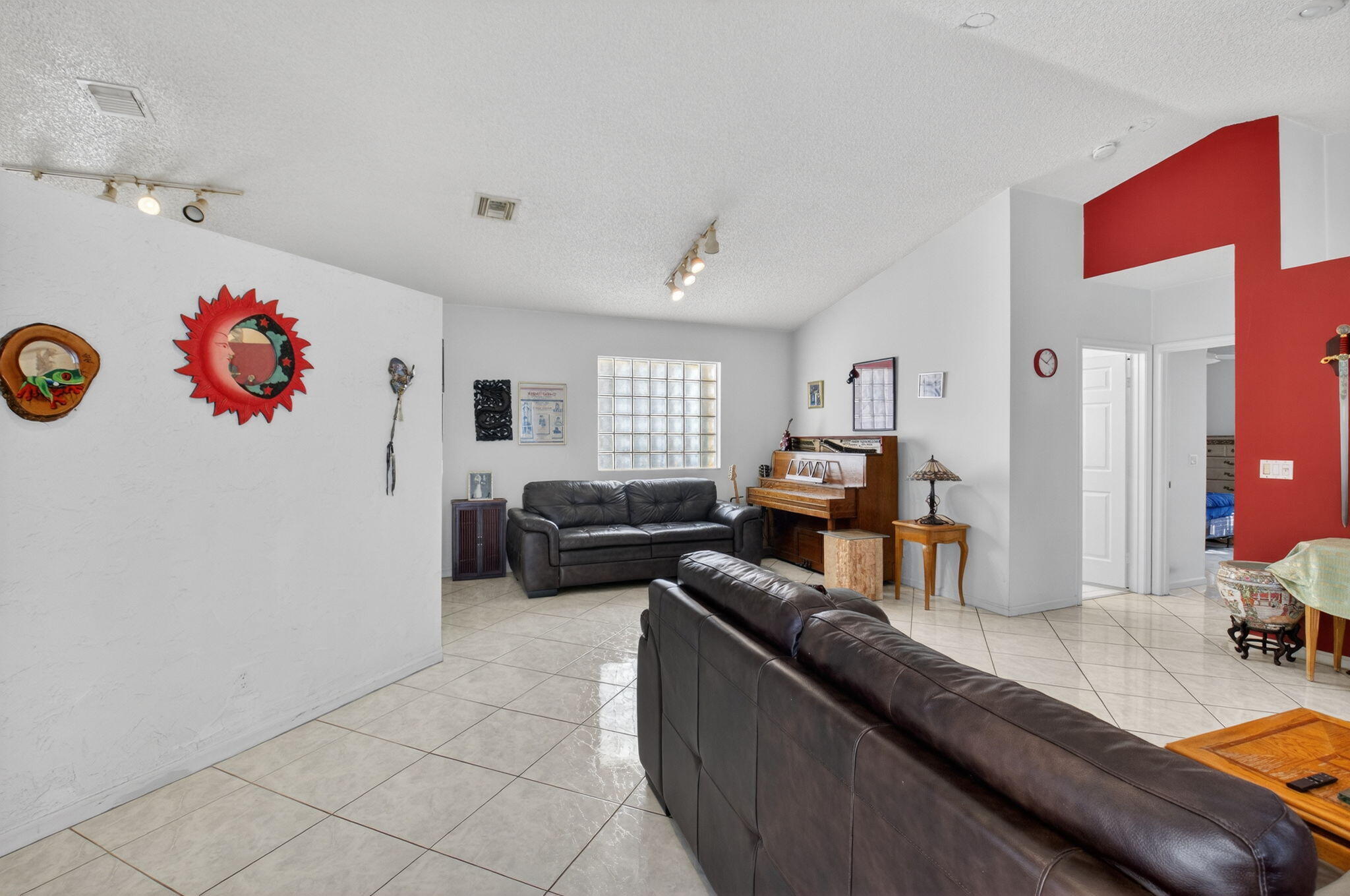 INDIAN HILLS 2 - Residential