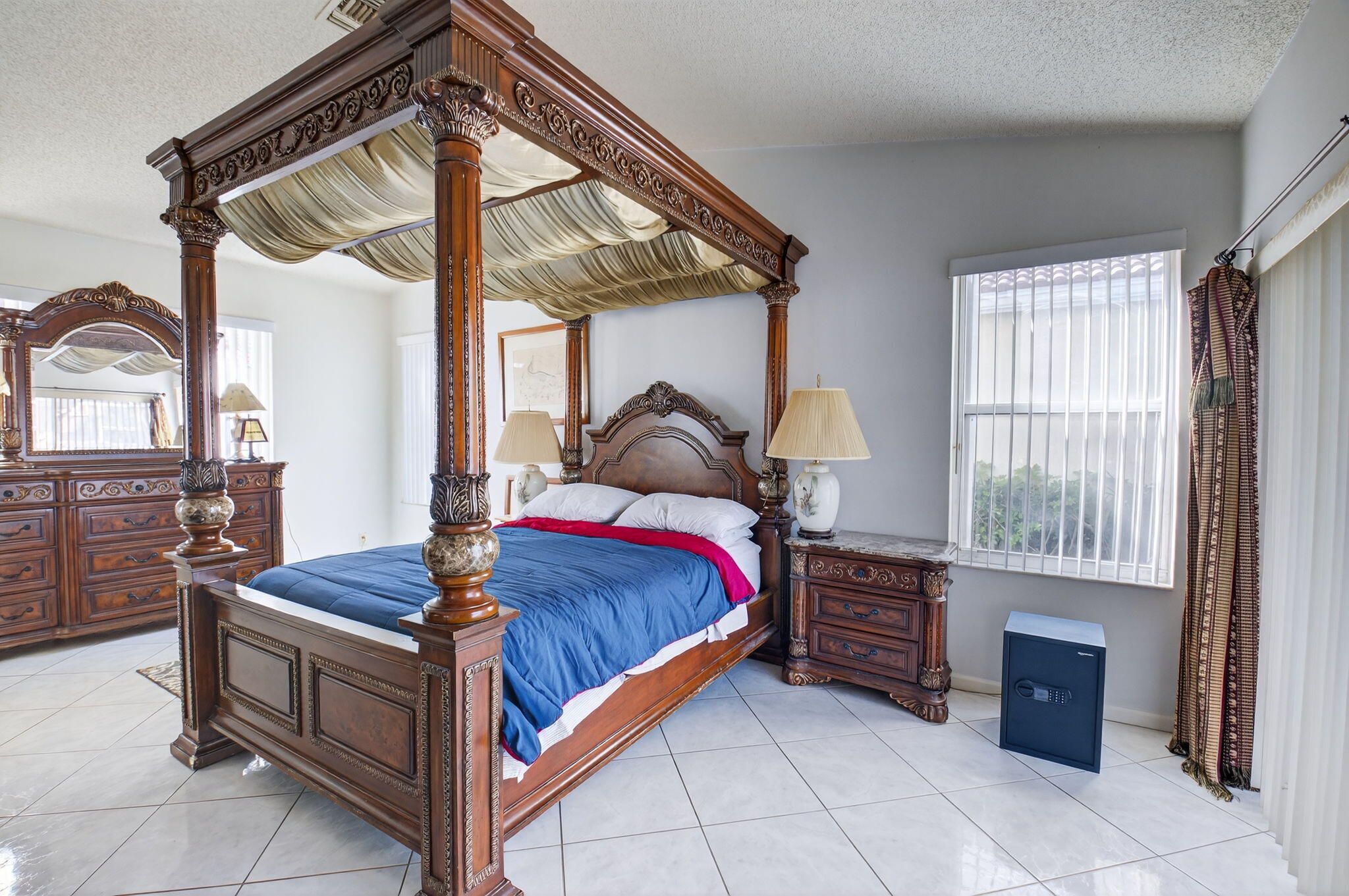 INDIAN HILLS 2 - Residential