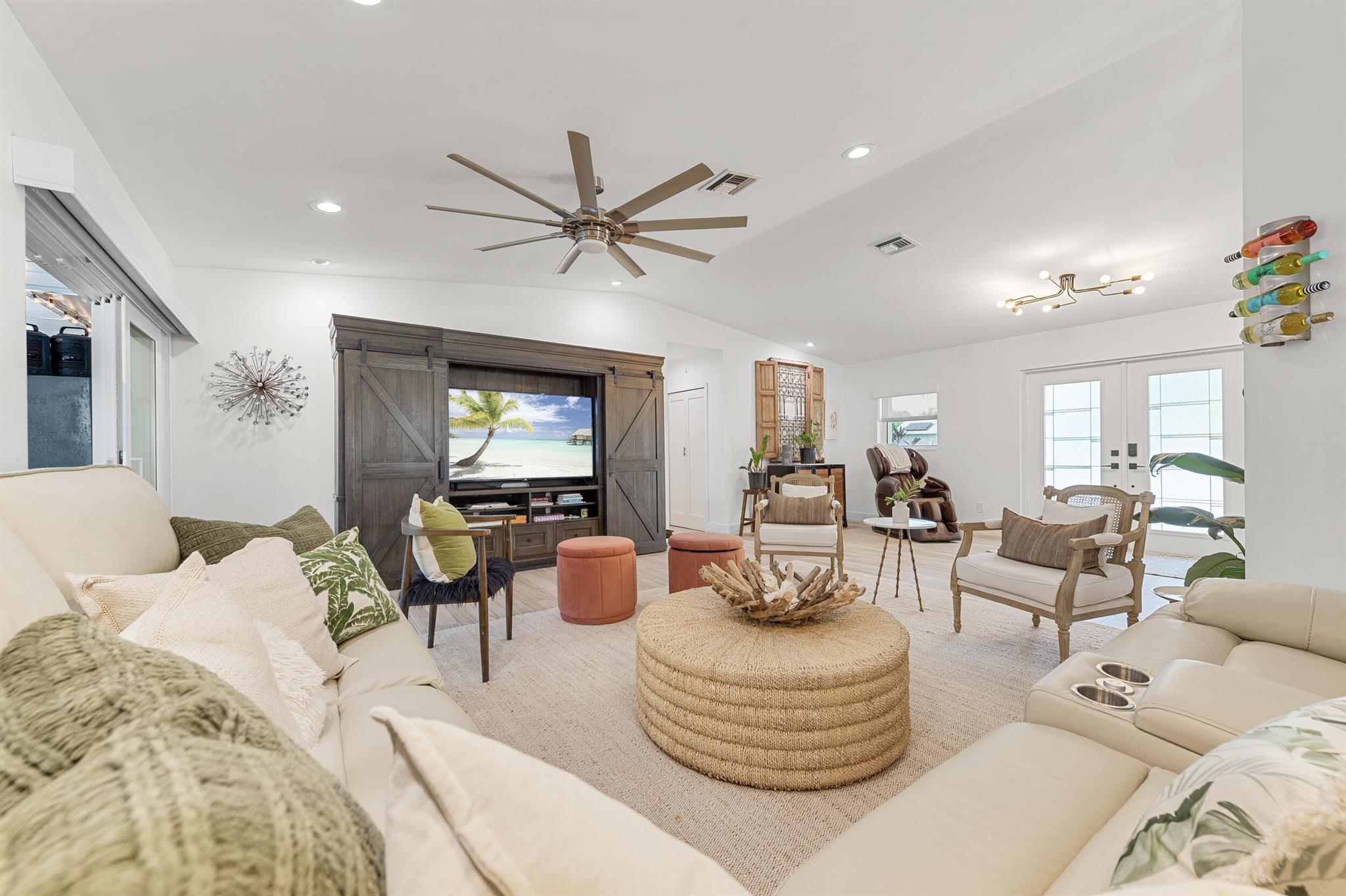 PORT ST LUCIE SECTION 10 - Residential Lease