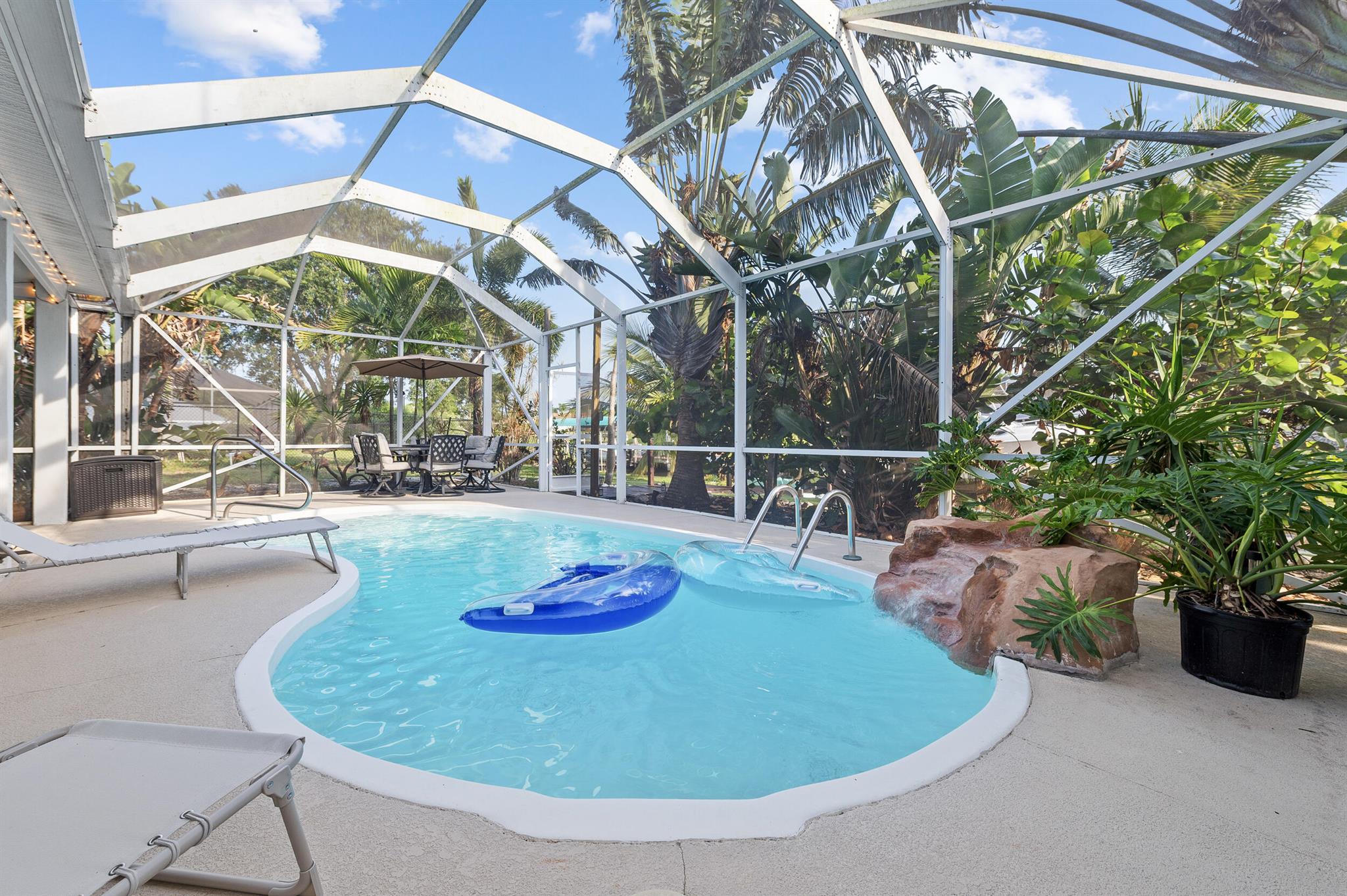 PORT ST LUCIE SECTION 10 - Residential Lease