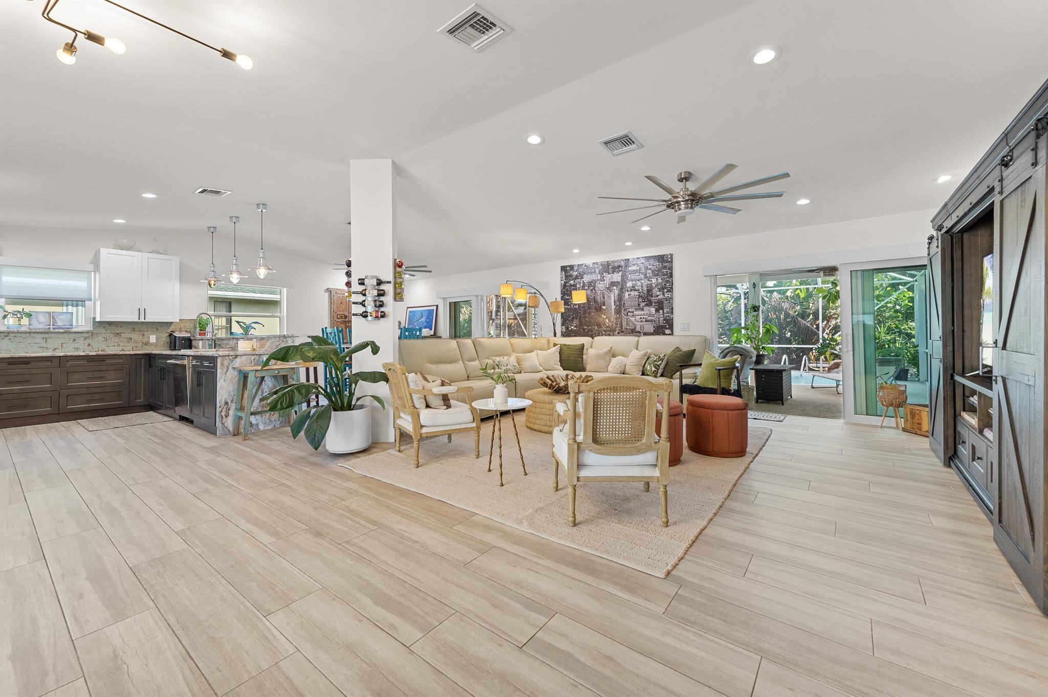 PORT ST LUCIE SECTION 10 - Residential Lease
