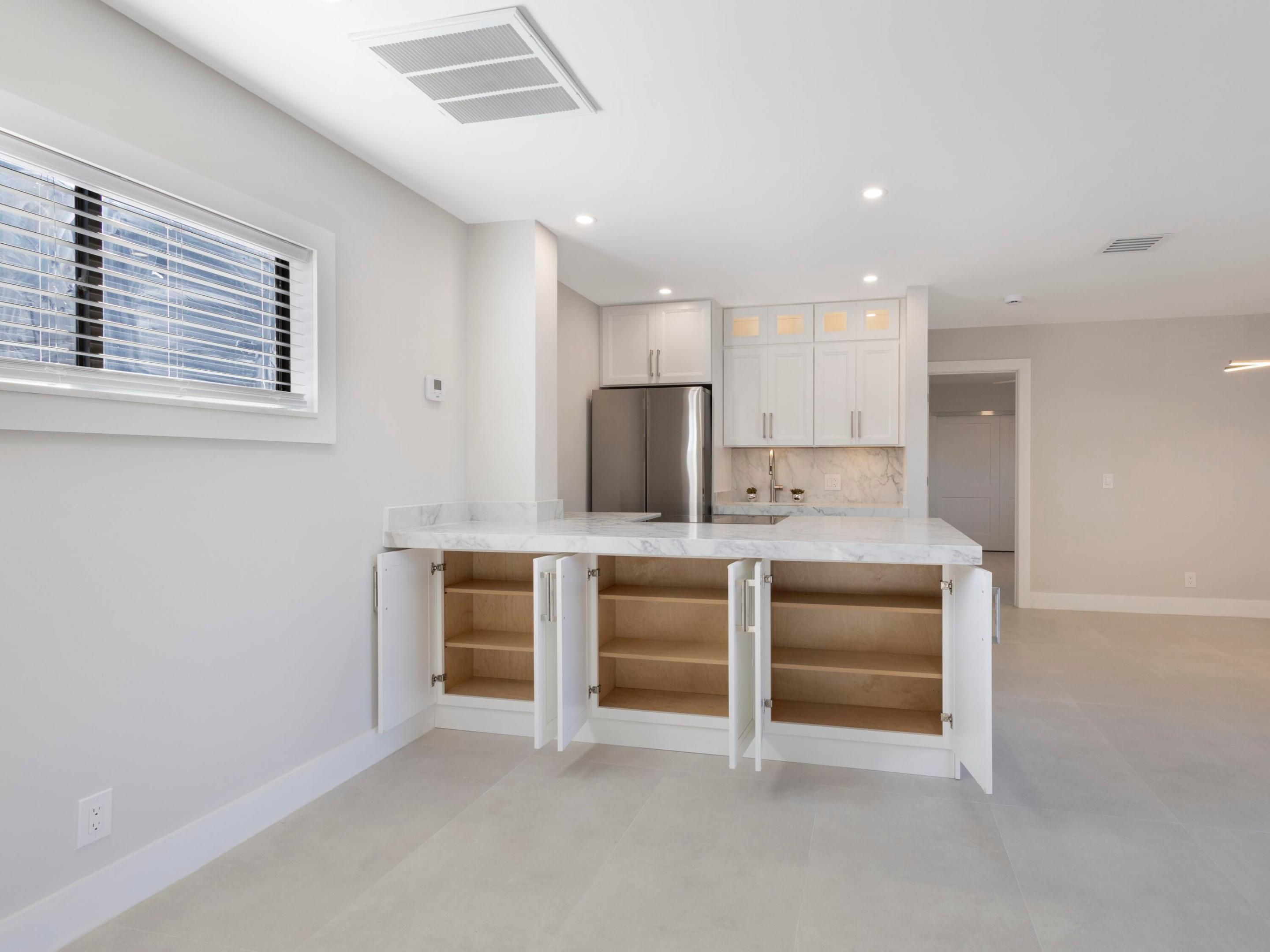 CROSSINGS OF BOYNTON BEACH CONDO - Residential