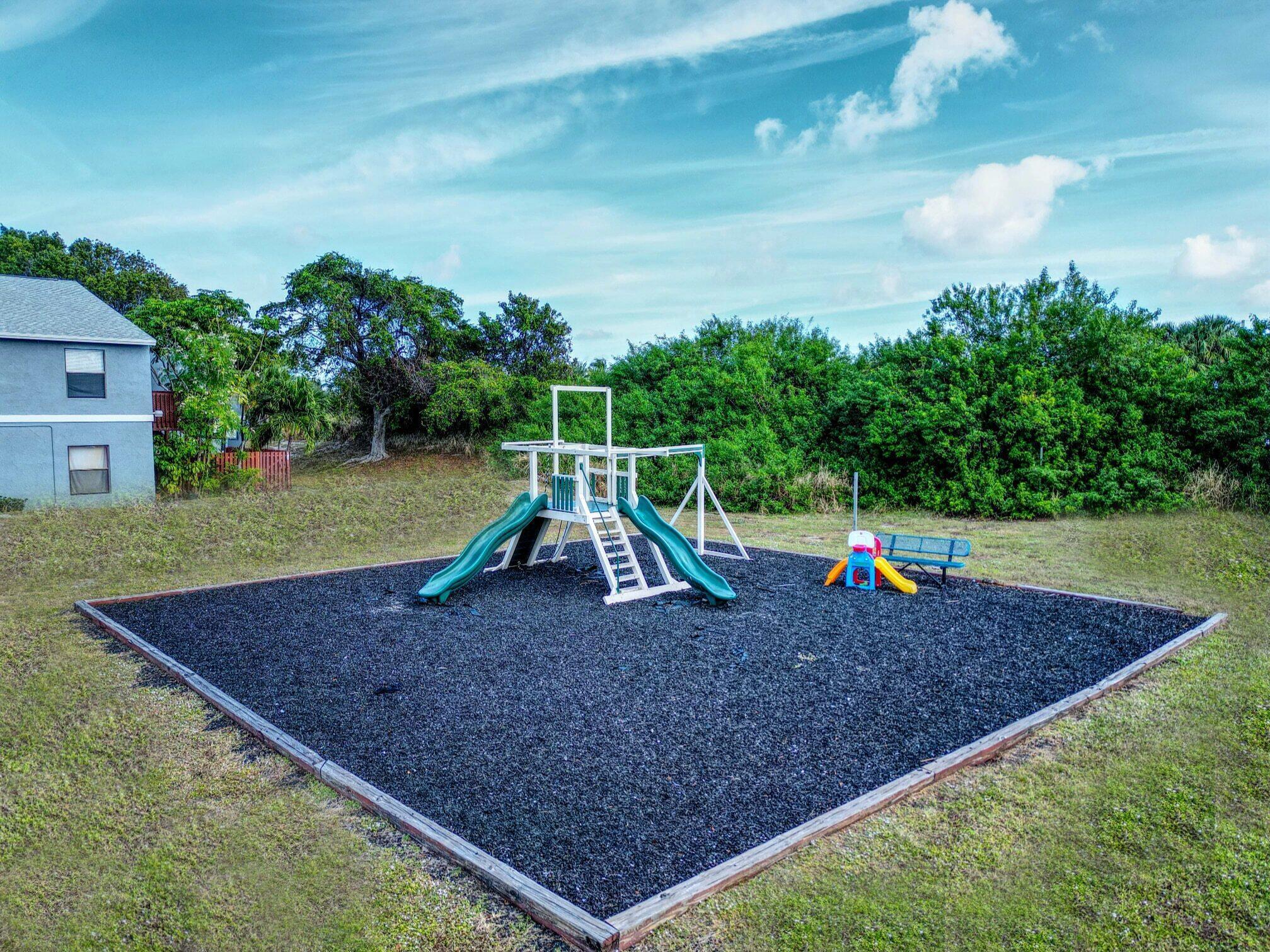 CROSSINGS OF BOYNTON BEACH CONDO - Residential