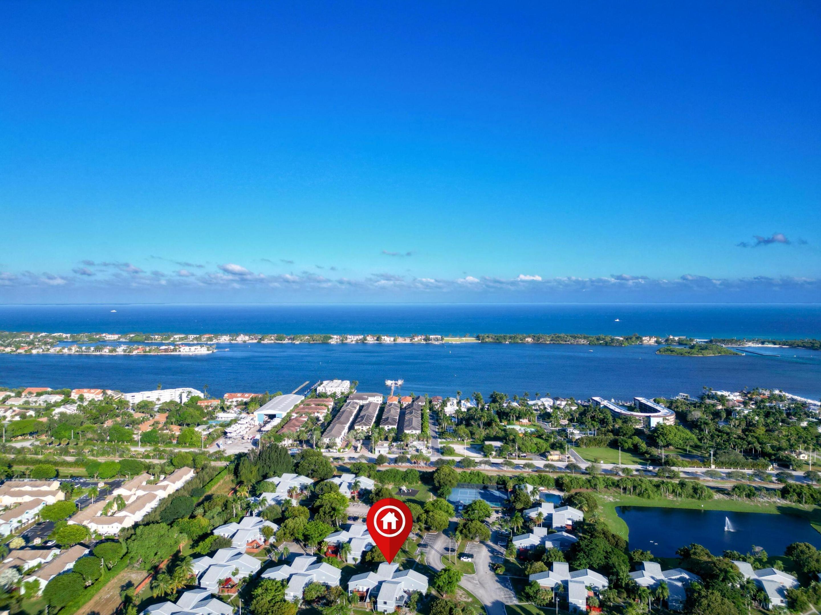 CROSSINGS OF BOYNTON BEACH CONDO - Residential