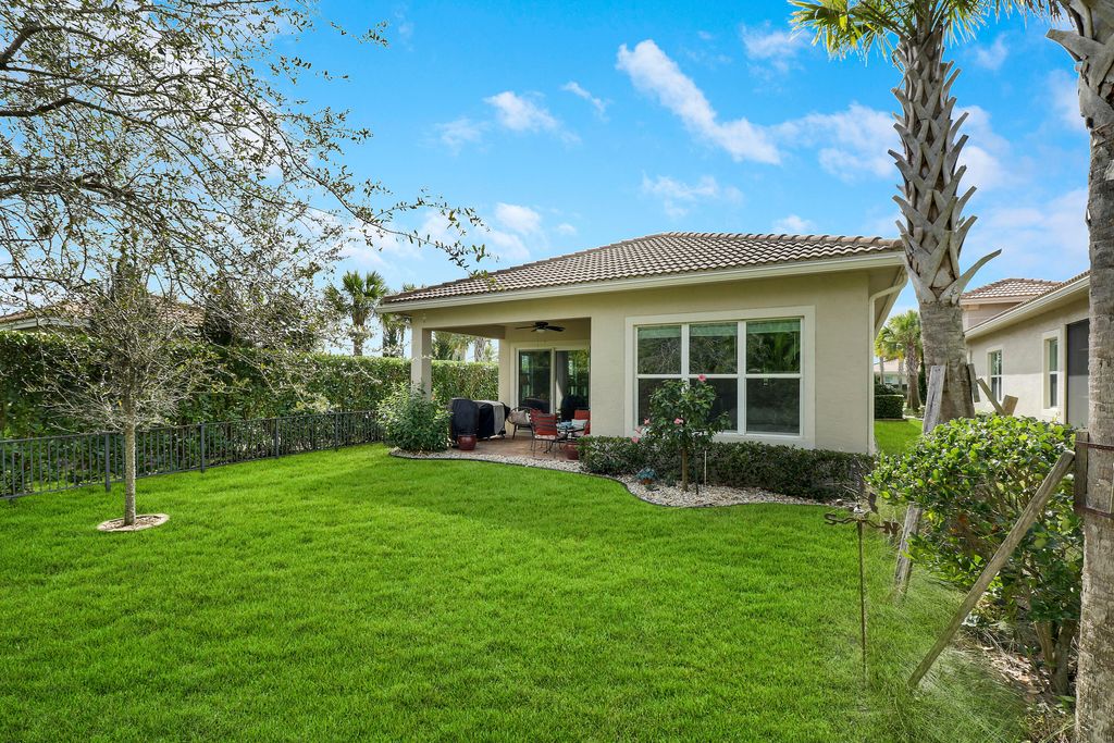 Photo of 11197 SW Visconti Way, Port Saint Lucie, FL 34986 (MLS # R10958870)