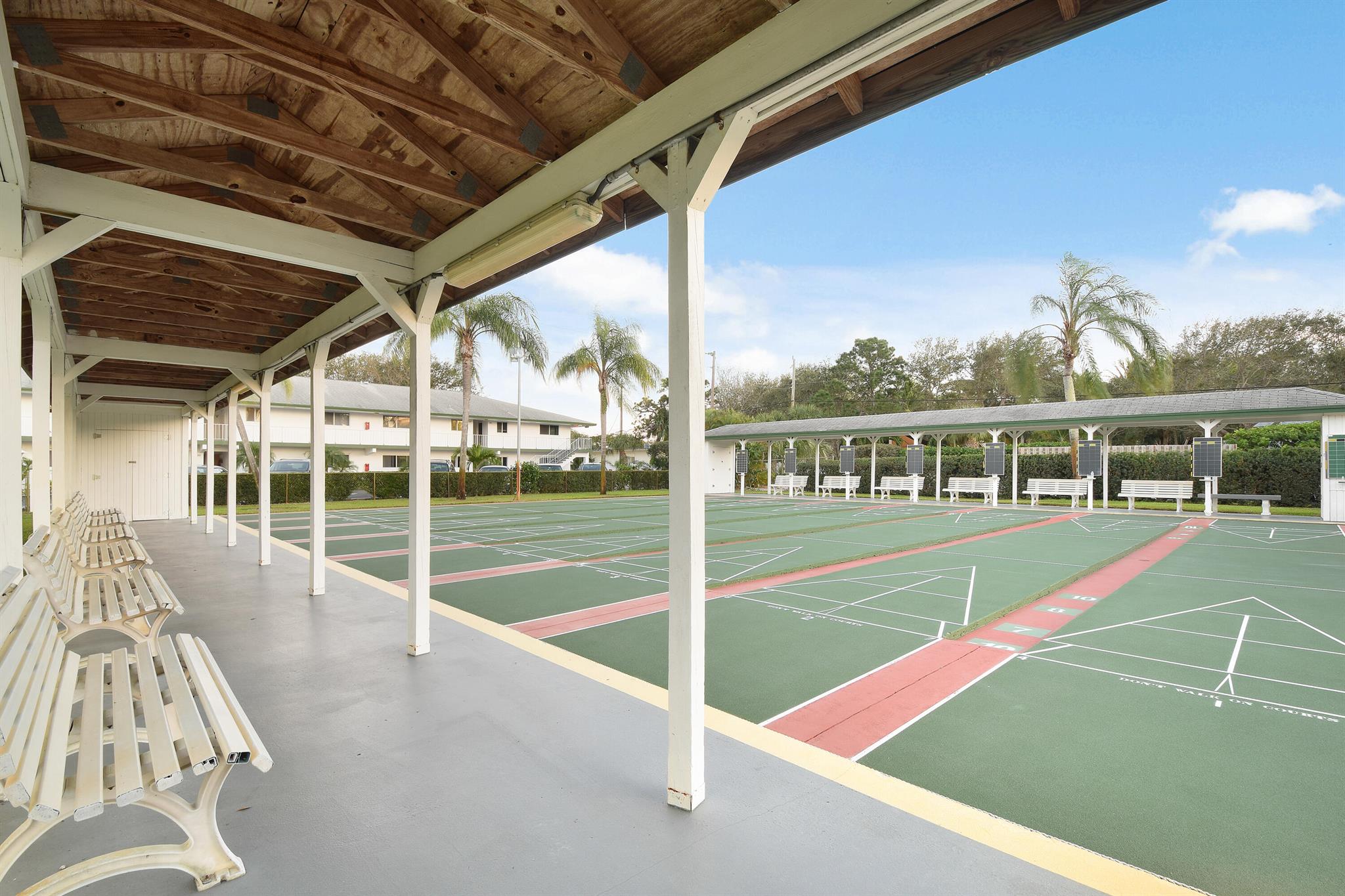 TEQUESTA GARDEN CONDO 6 - Residential