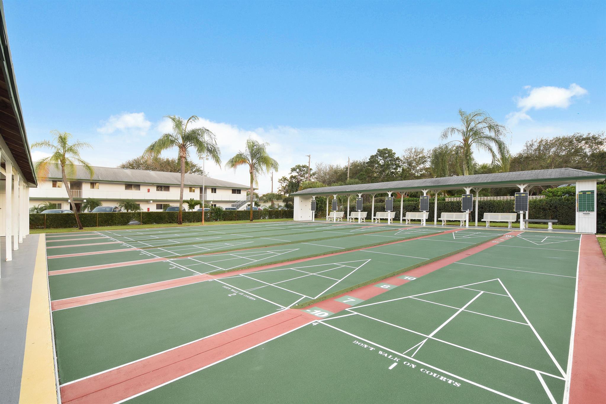 TEQUESTA GARDEN CONDO 6 - Residential