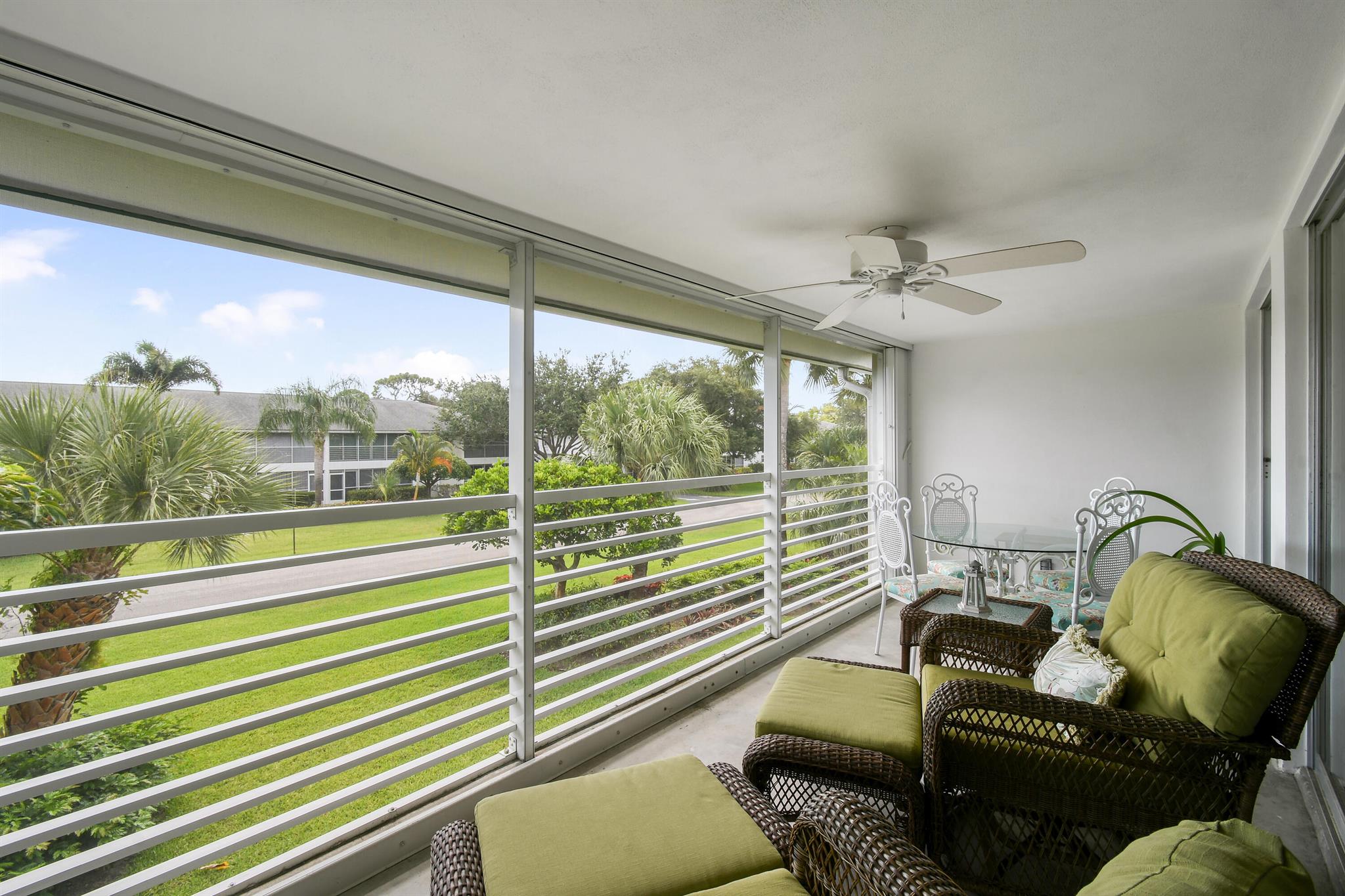 TEQUESTA GARDEN CONDO 6 - Residential