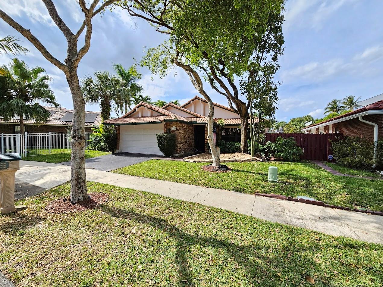 11375 N Point Dr