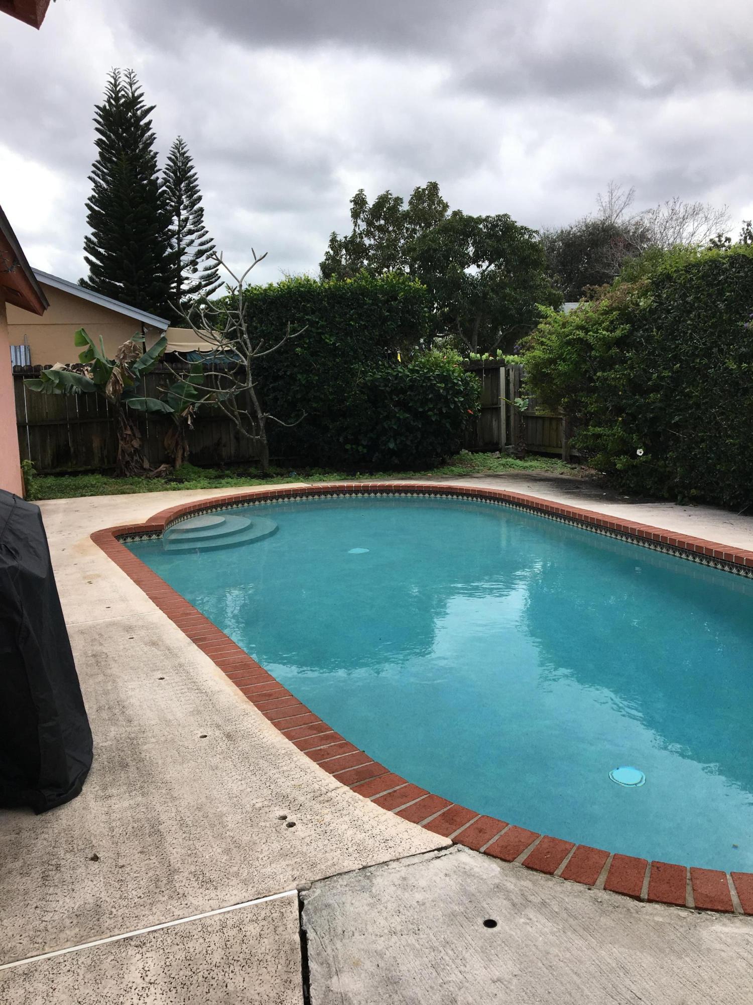 SUNSET PINES CONDO - Residential