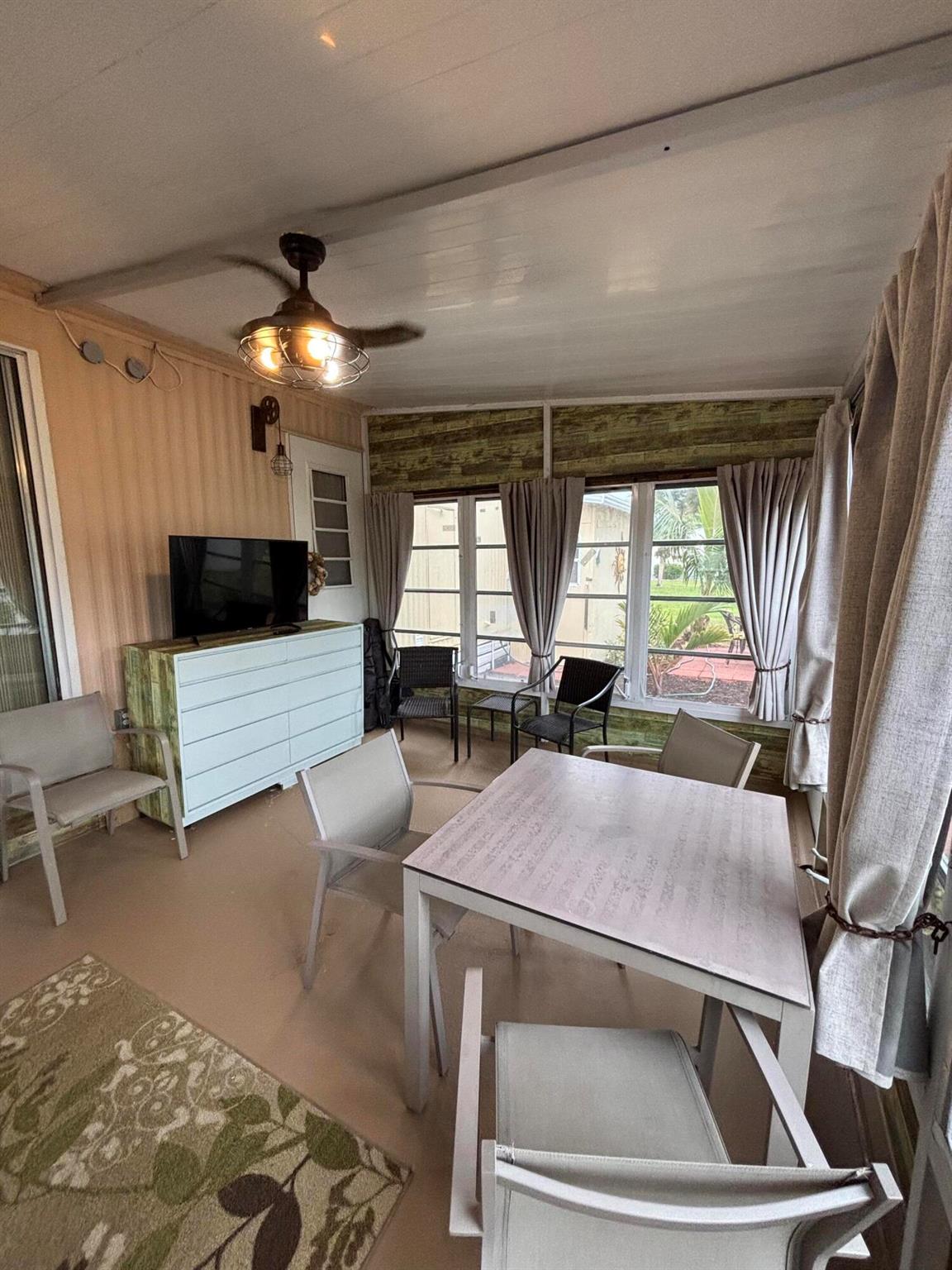 Spanish Lakes Golf Villag - Residential